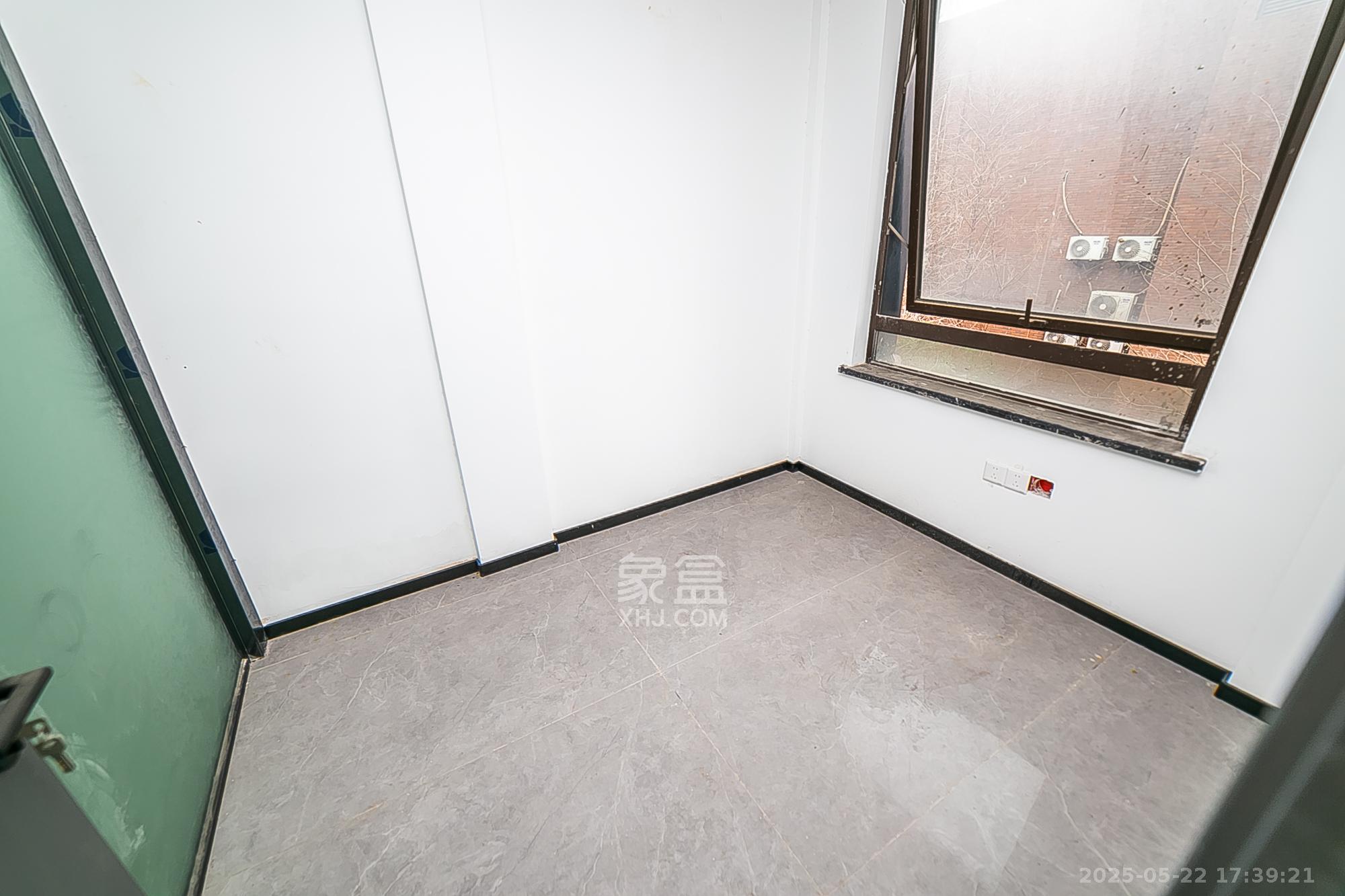 万科紫台  5室5厅4卫    428.0万其他