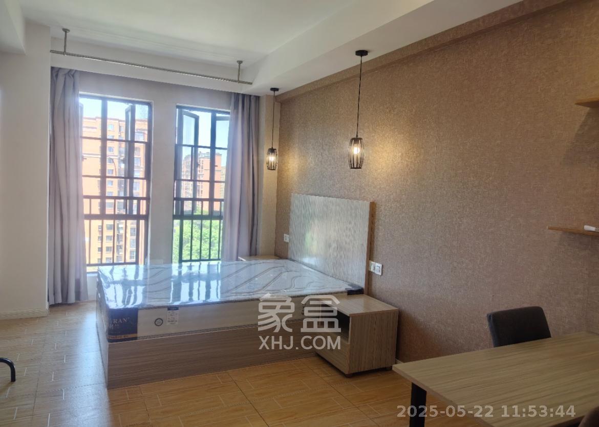 中建芙蓉工社 2室1厅1卫 1300.0元/月 中建芙蓉工社 2室1厅1卫 1300.0元/月室内图