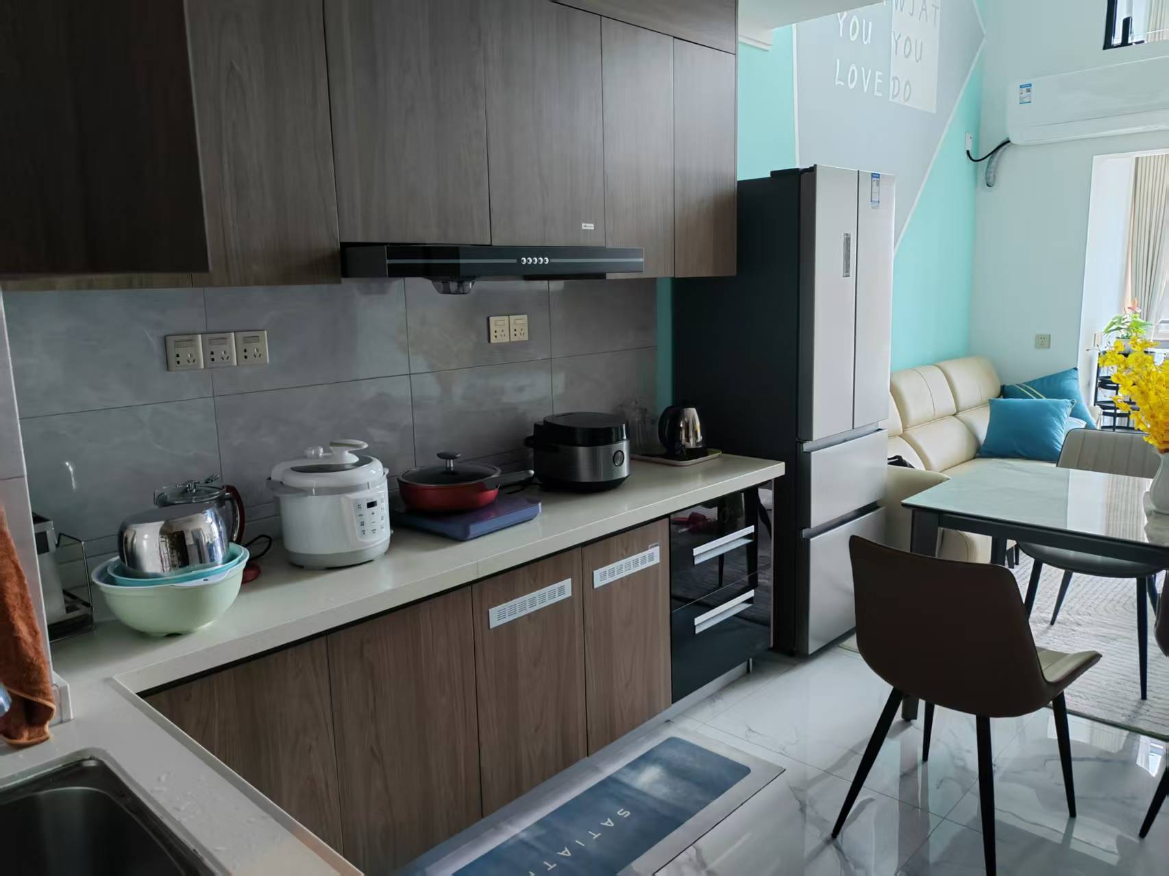 碧桂园剑桥郡  1室0厅0卫    3000.0元/月 碧桂园剑桥郡  1室0厅0卫    3000.0元/月室内图