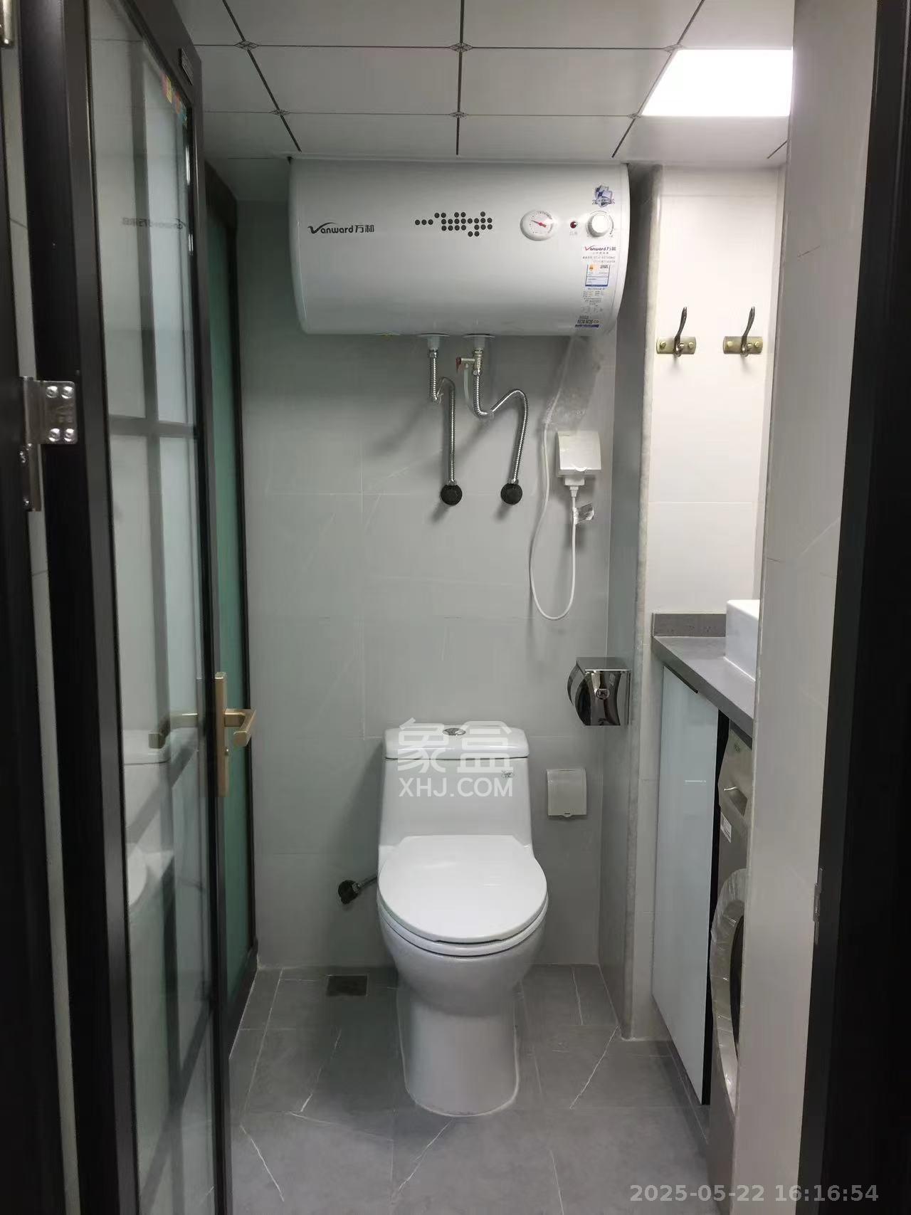 达美溪湖湾  1室1厅1卫    2300.0元/月 达美溪湖湾  1室1厅1卫    2300.0元/月室内图