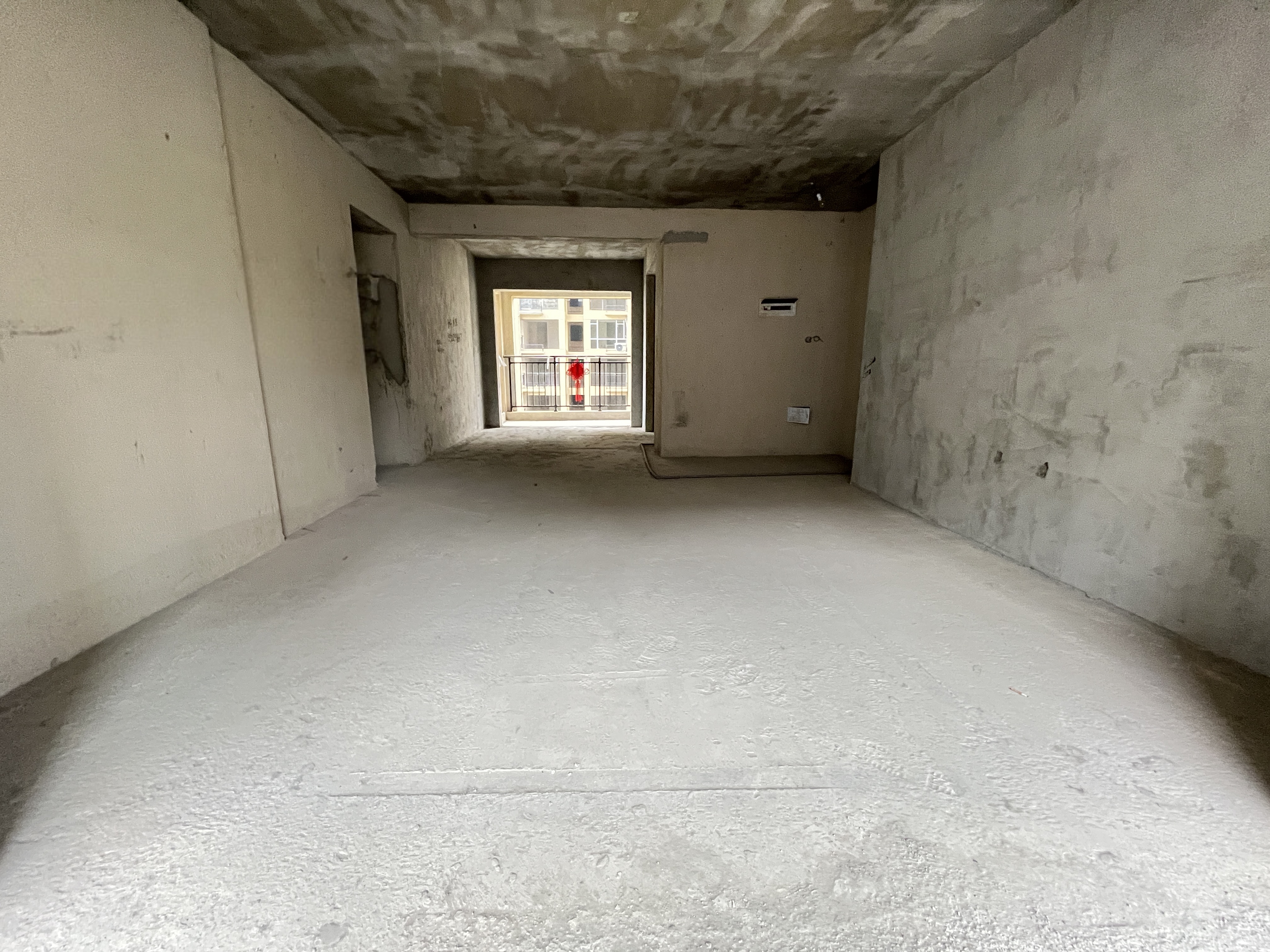 鹏泰天麓 1室0厅0卫 99.8万 鹏泰天麓 1室0厅0卫 99.8万客厅