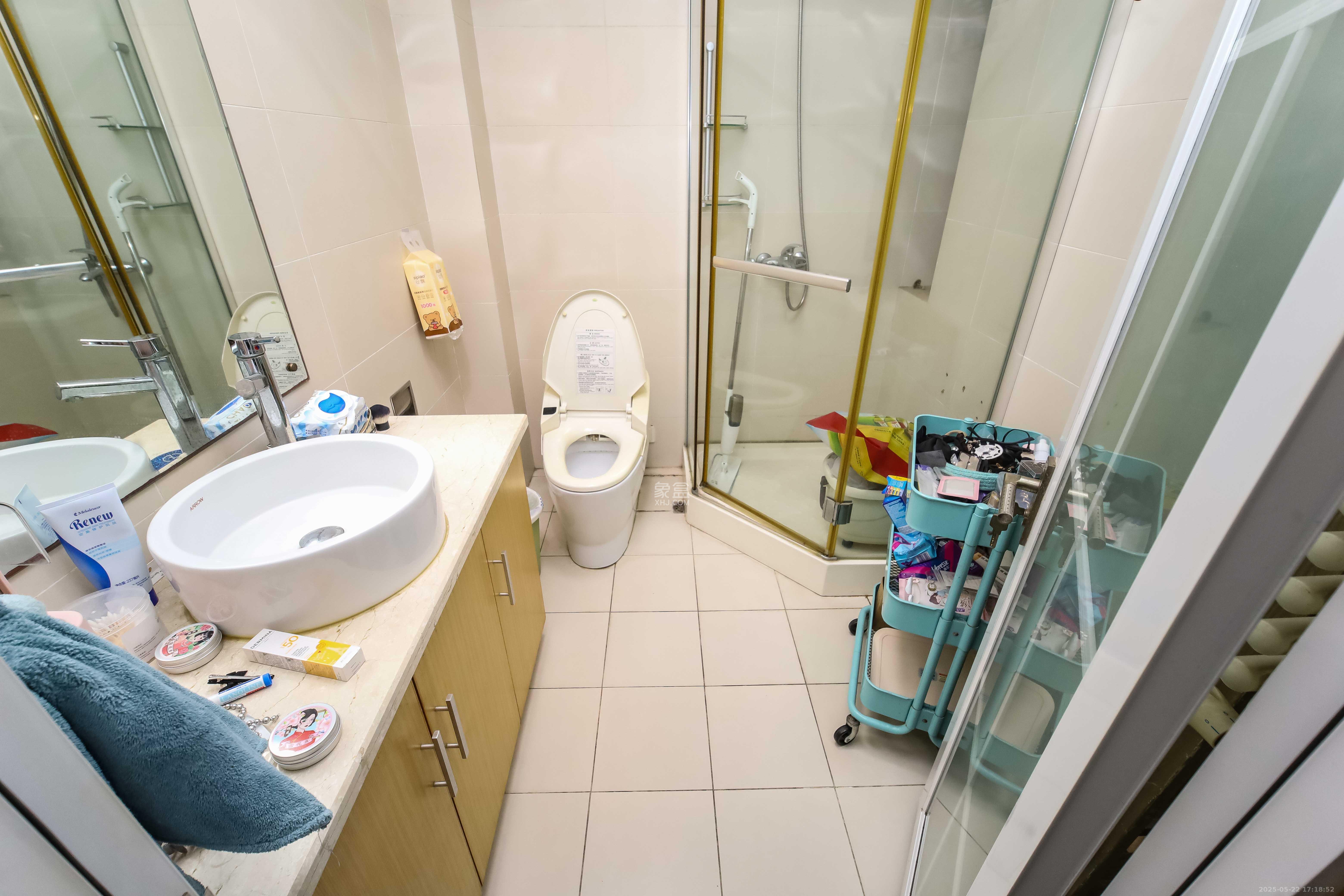 东方新城 3室1厅2卫 85.0万 东方新城 3室1厅2卫 85.0万卫生间