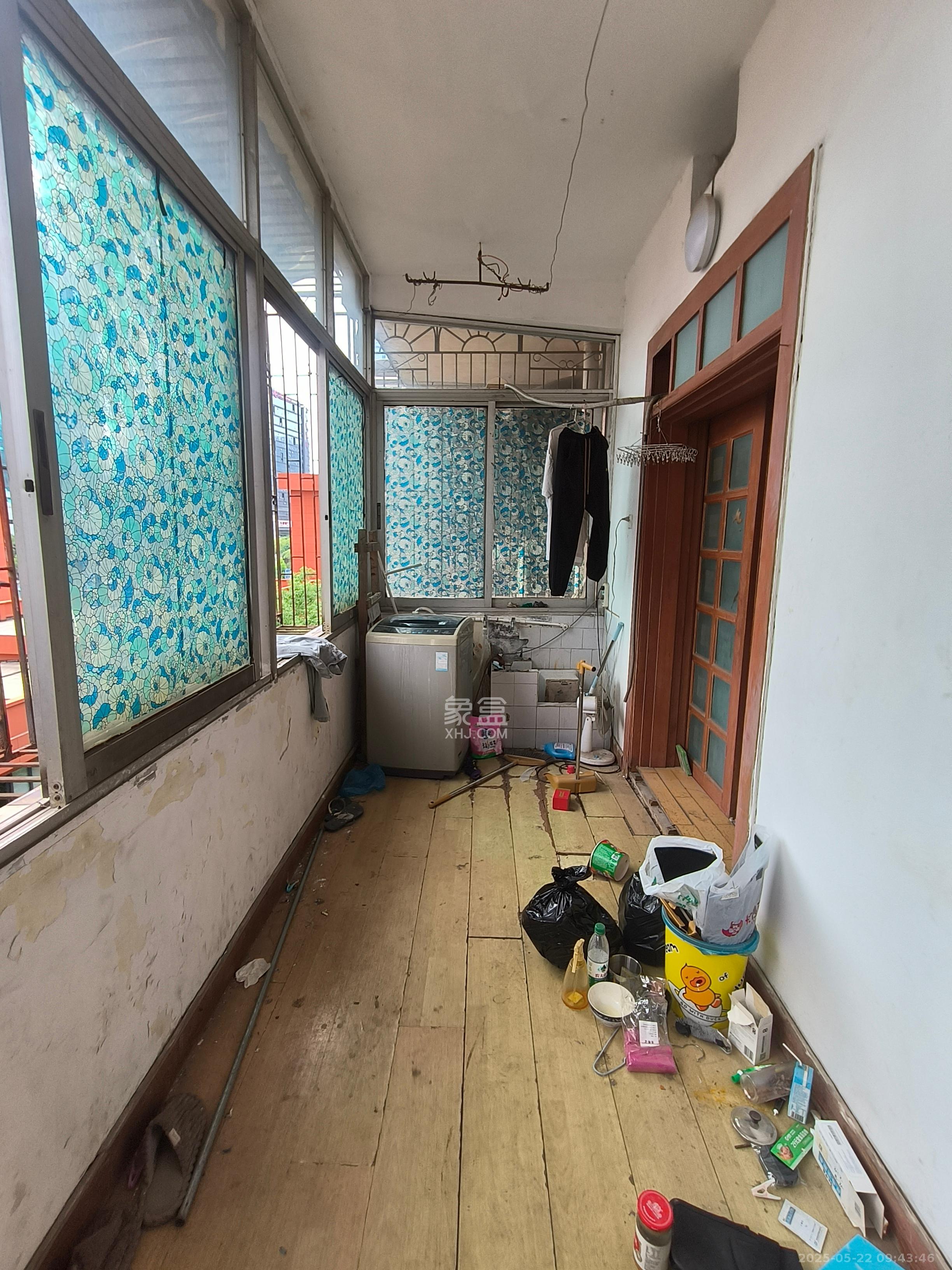 桐荫里社区  3室1厅1卫    1200.0元/月 桐荫里社区  3室1厅1卫    1200.0元/月