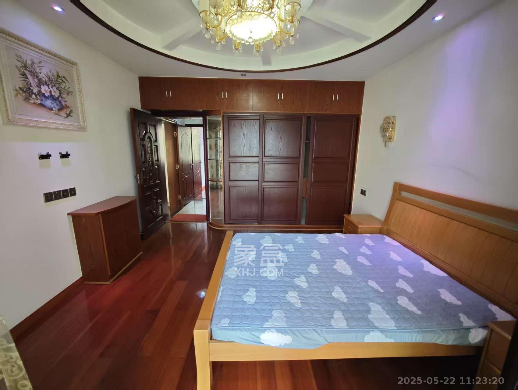 山水嘉园 4室2厅2卫 2300.0元/月 山水嘉园 4室2厅2卫 2300.0元/月室内图