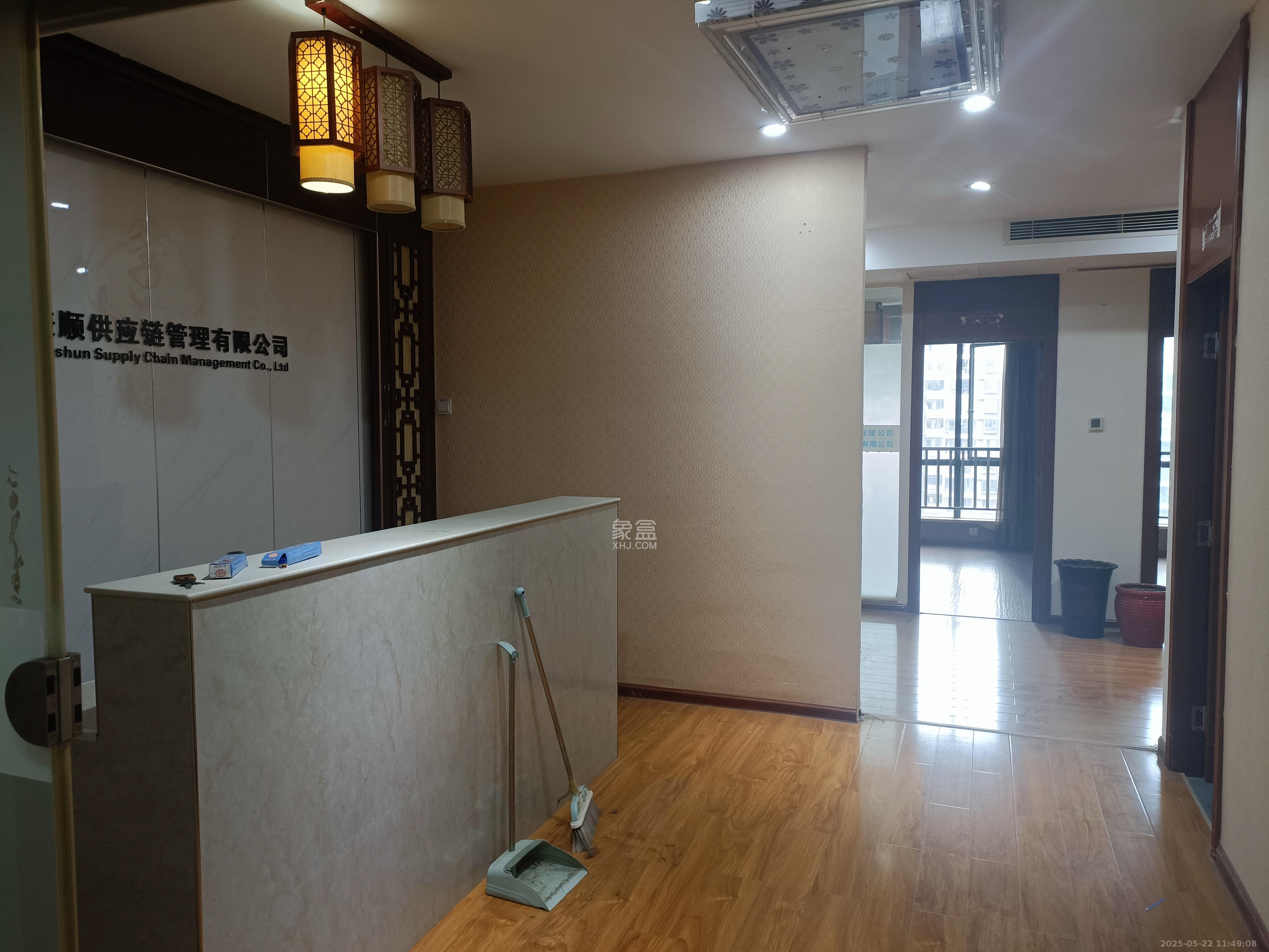 和庄  1室2厅1卫   6000.00元/月室内图