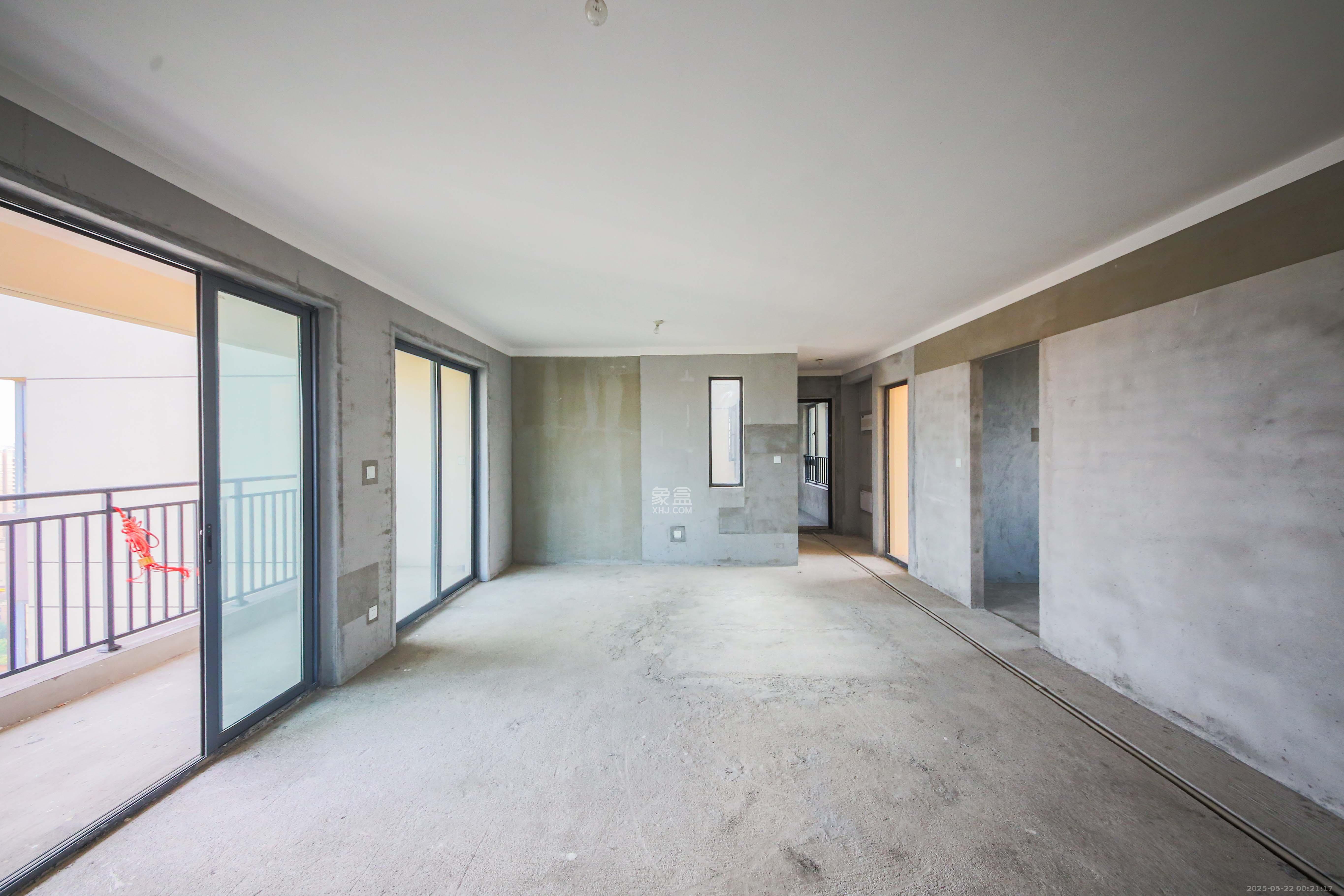 中建钰和城  4室2厅2卫   160.00万