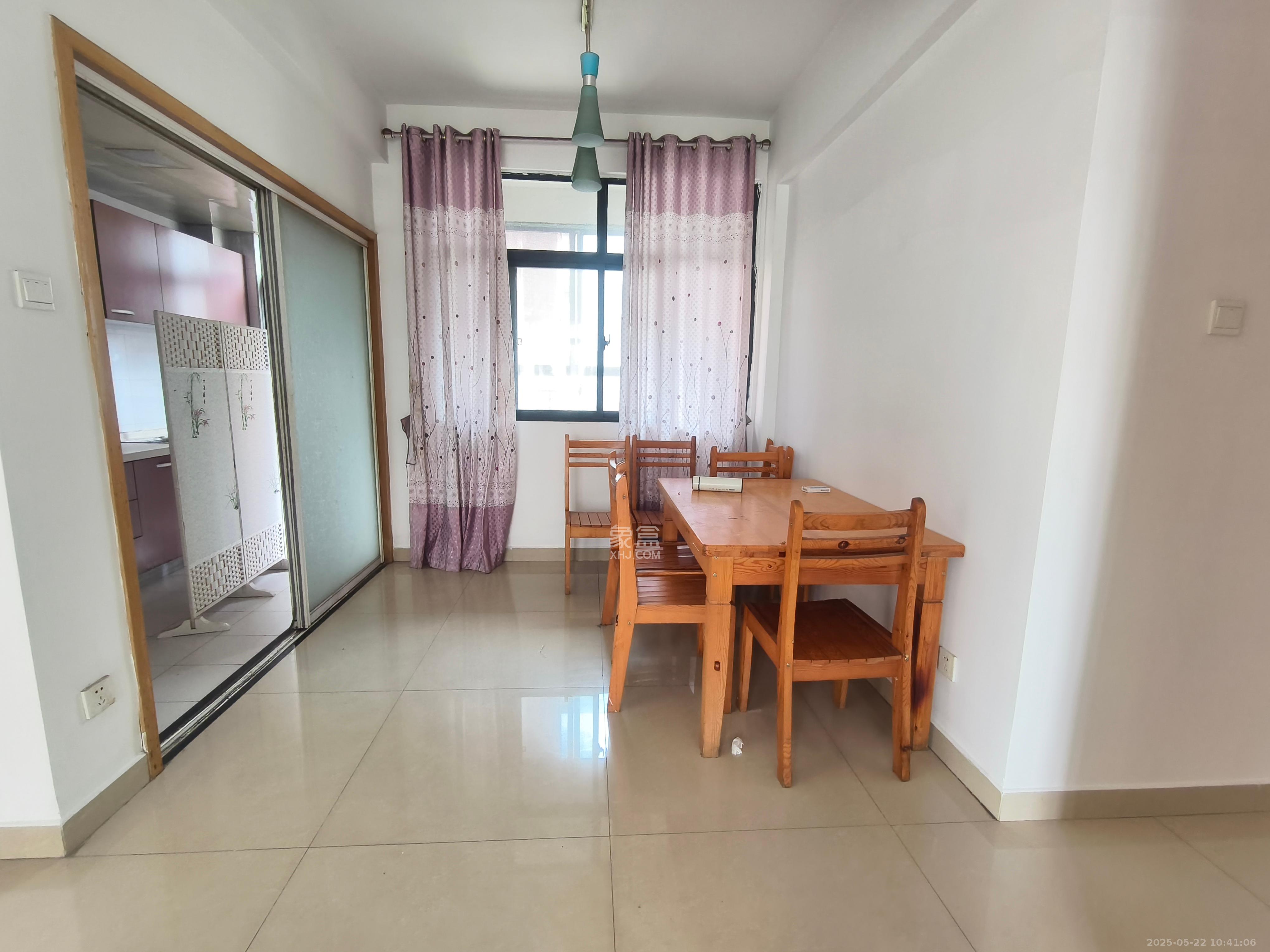 康桥长郡 4室2厅2卫 2000.0元/月 康桥长郡 4室2厅2卫 2000.0元/月室内图