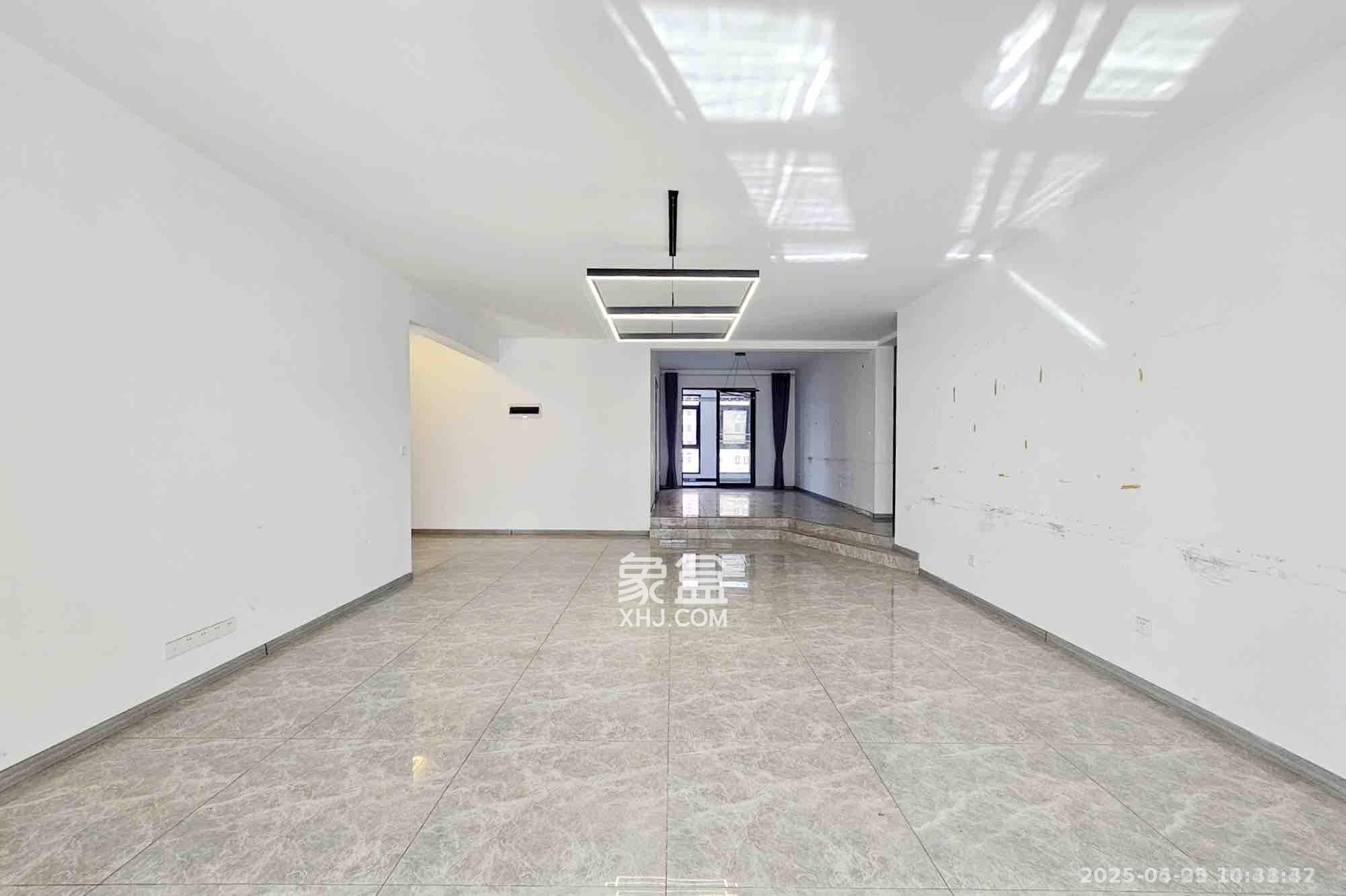 中隆国际御玺  4室2厅3卫    4500.0元/月室内图