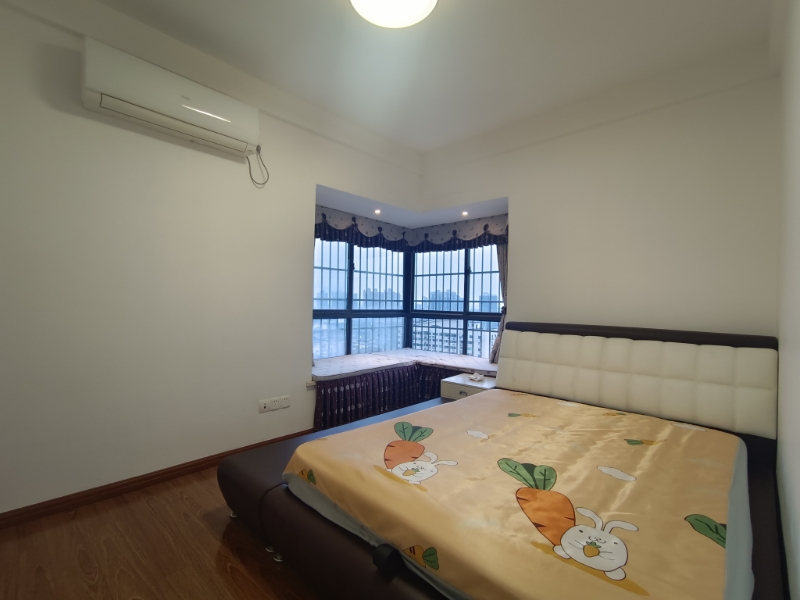 雁府铭座 3室2厅2卫 2800.0元/月 雁府铭座 3室2厅2卫 2800.0元/月室内图