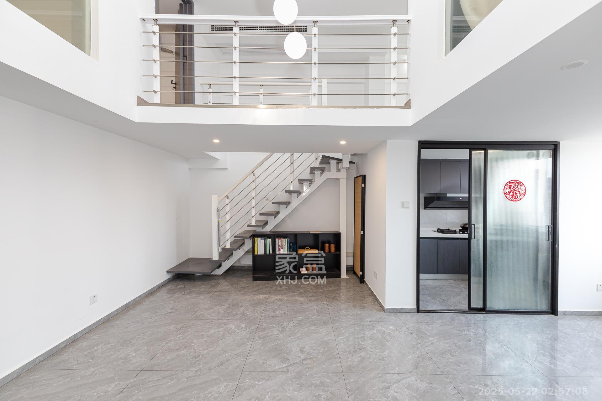 太阳城  2室1厅1卫    40.5万 太阳城  2室1厅1卫    40.5万客厅