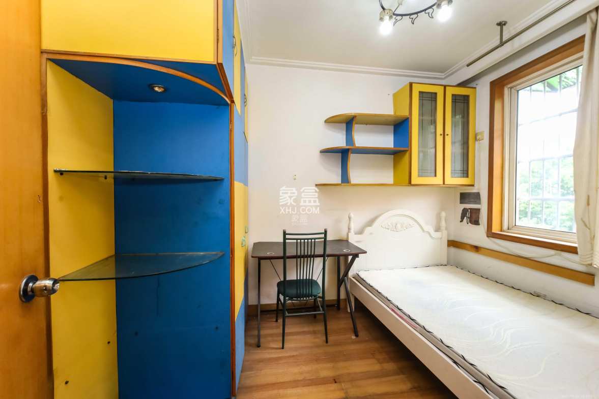 德政园  3室2厅1卫    54.0万 德政园  3室2厅1卫    54.0万卧室