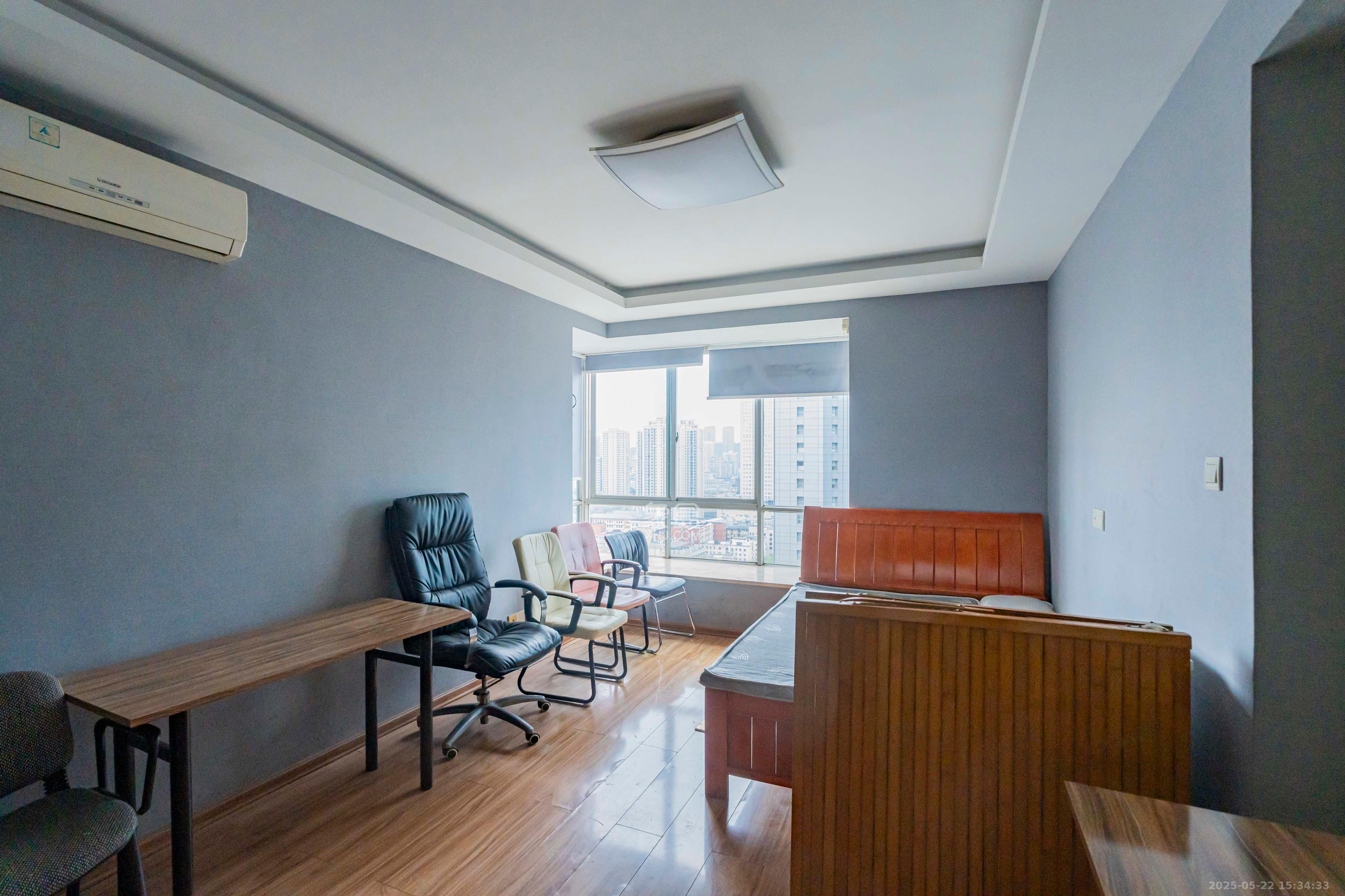 湖南财富中心 1室0厅0卫 136.74万 湖南财富中心 1室0厅0卫 136.74万卧室