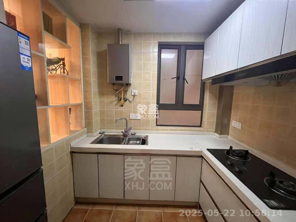 佳兆业金域天下二期  3室2厅1卫    1800.0元/月 佳兆业金域天下二期  3室2厅1卫    1800.0元/月室内图