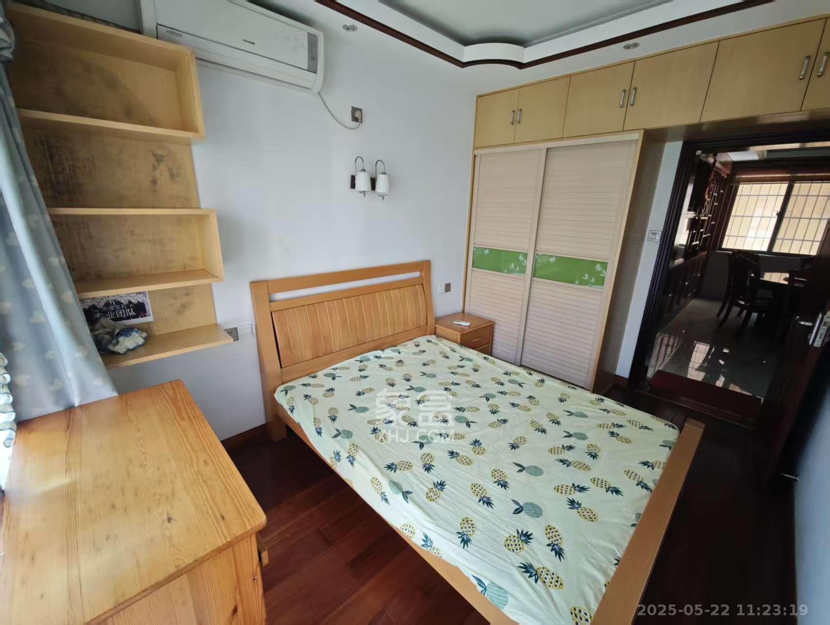 山水嘉园 4室2厅2卫 2300.0元/月 山水嘉园 4室2厅2卫 2300.0元/月室内图