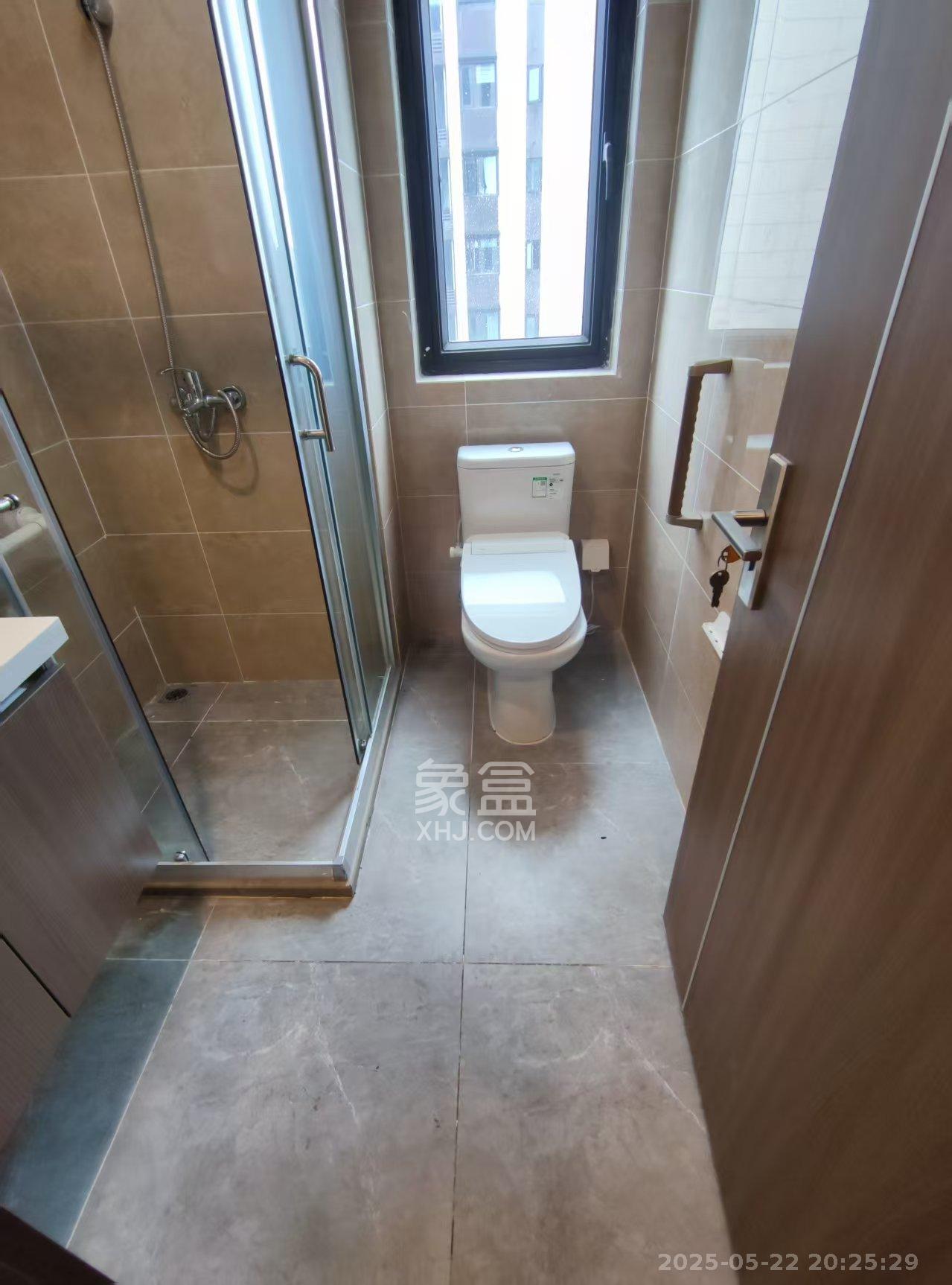 保利茉莉公馆 3室2厅2卫 3400.0元/月 保利茉莉公馆 3室2厅2卫 3400.0元/月室内图