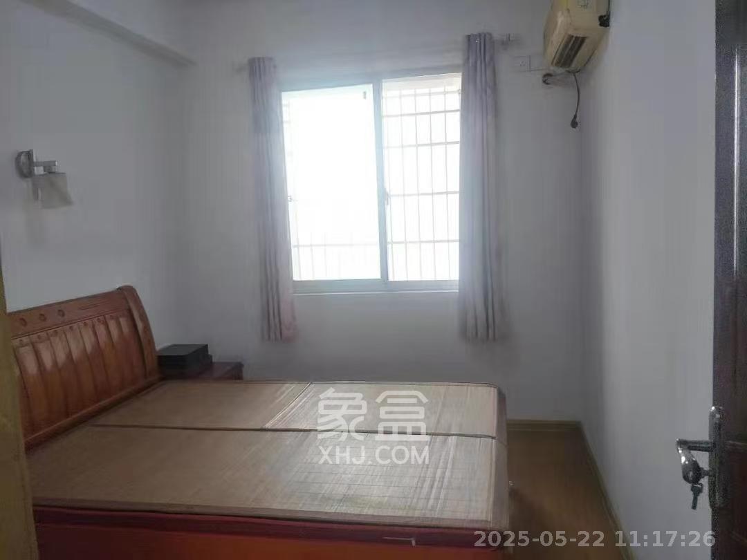 城市山水豪园（山水城市风景）  3室2厅2卫   2500.00元/月室内图