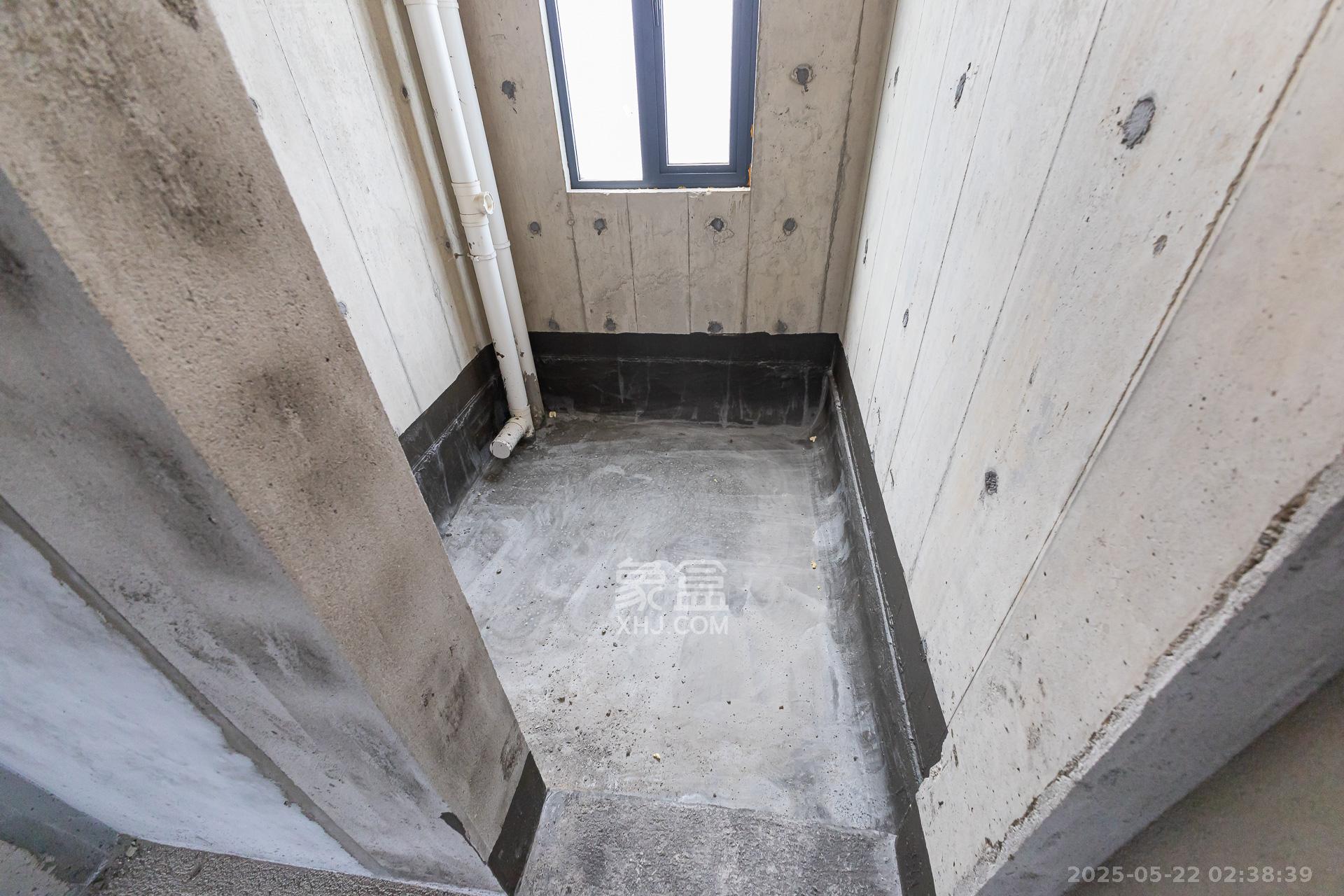 滨江学府  4室2厅2卫    150.0万 滨江学府  4室2厅2卫    150.0万卫生间