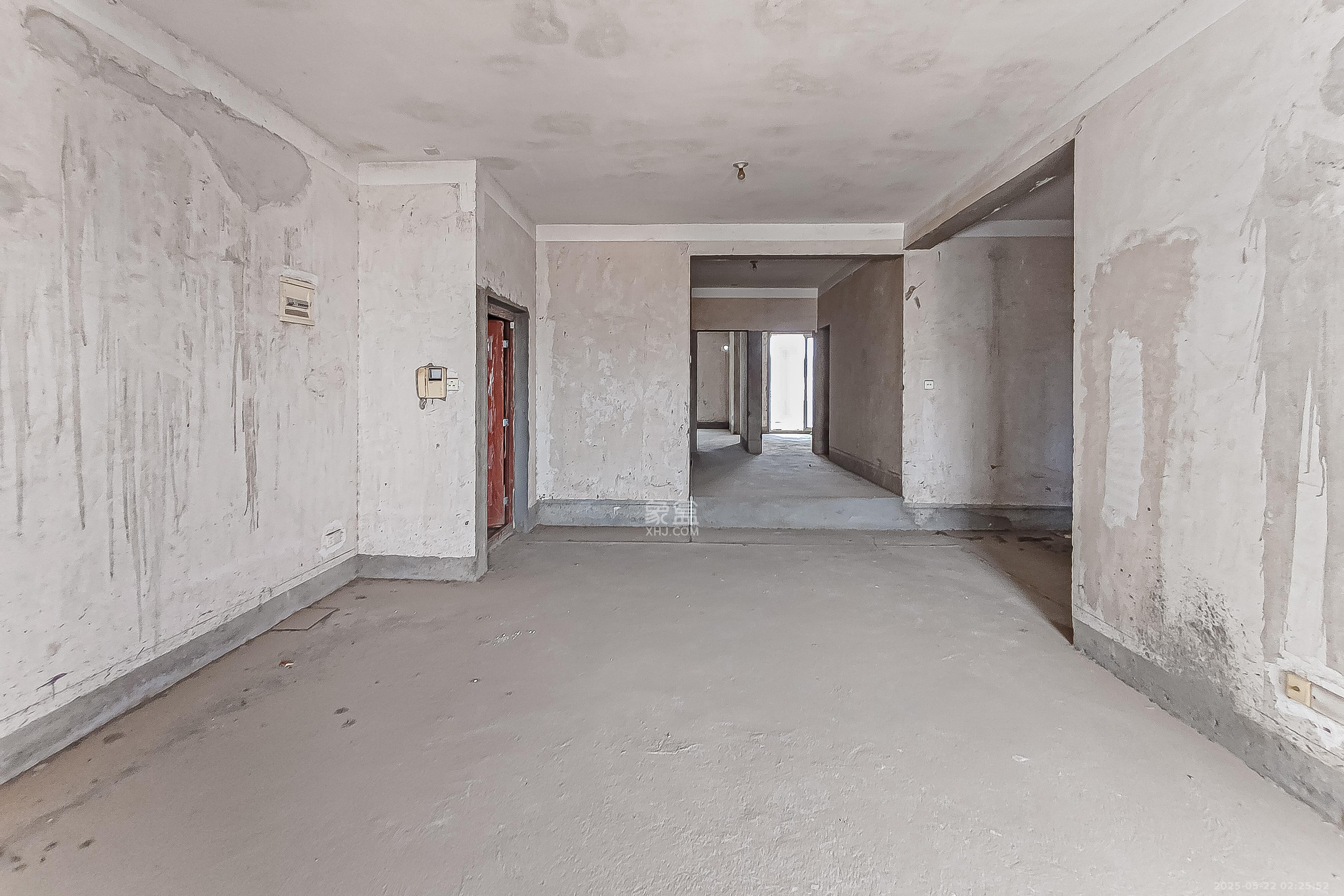 三重星都心  4室2厅2卫    165.0万 三重星都心  4室2厅2卫    165.0万客厅