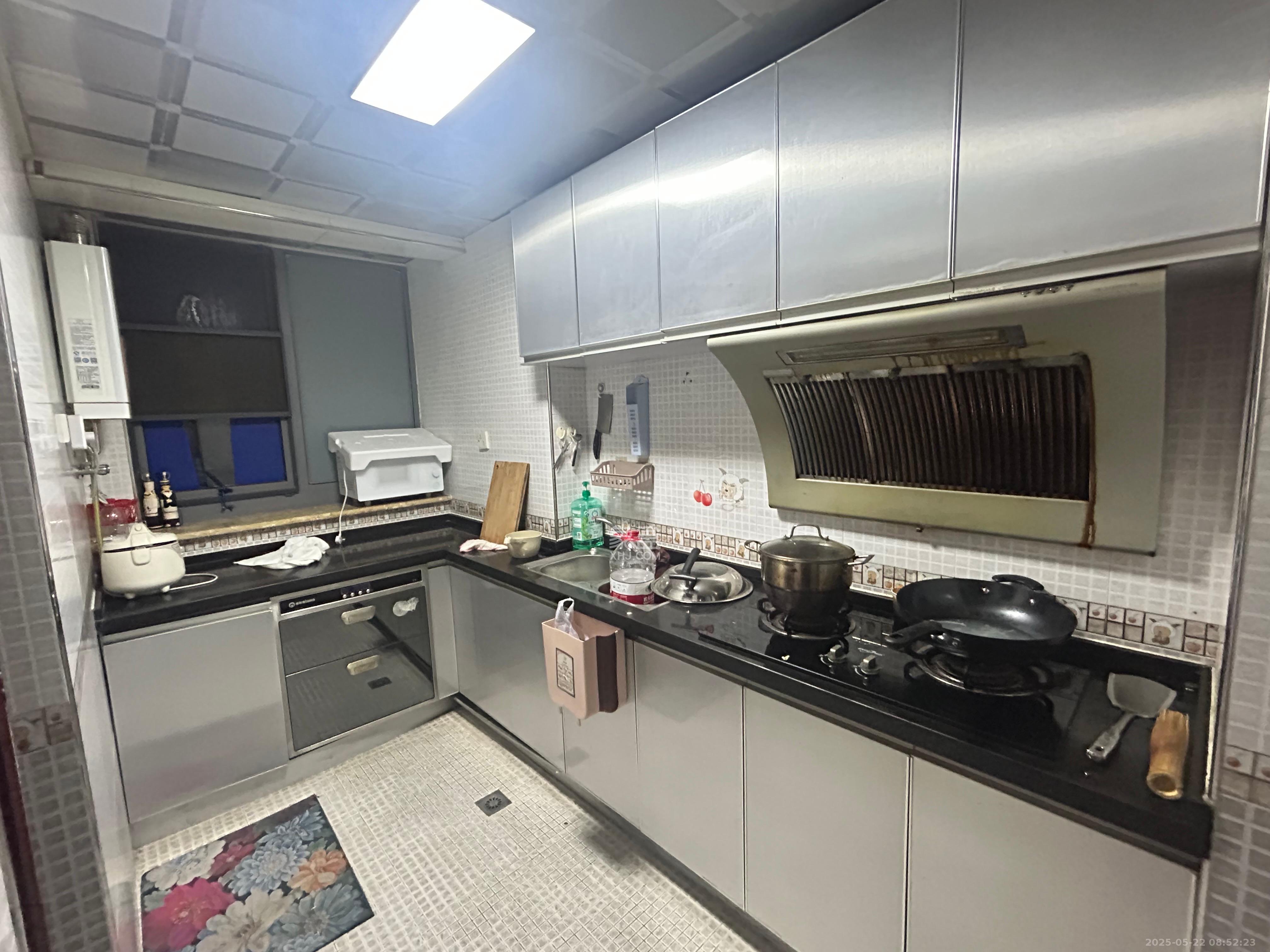 上海城小区  2室2厅2卫   2180.00元/月室内图
