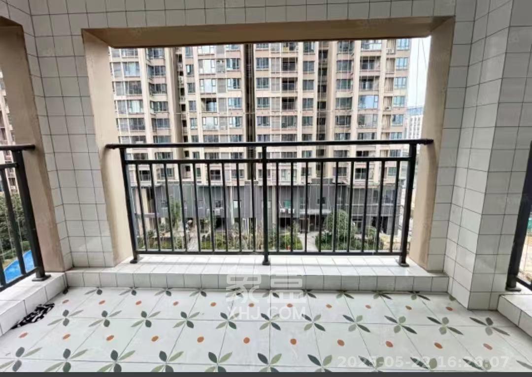 潇湘名城(新里程潇湘名城)  3室2厅1卫   2600.00元/月室内图