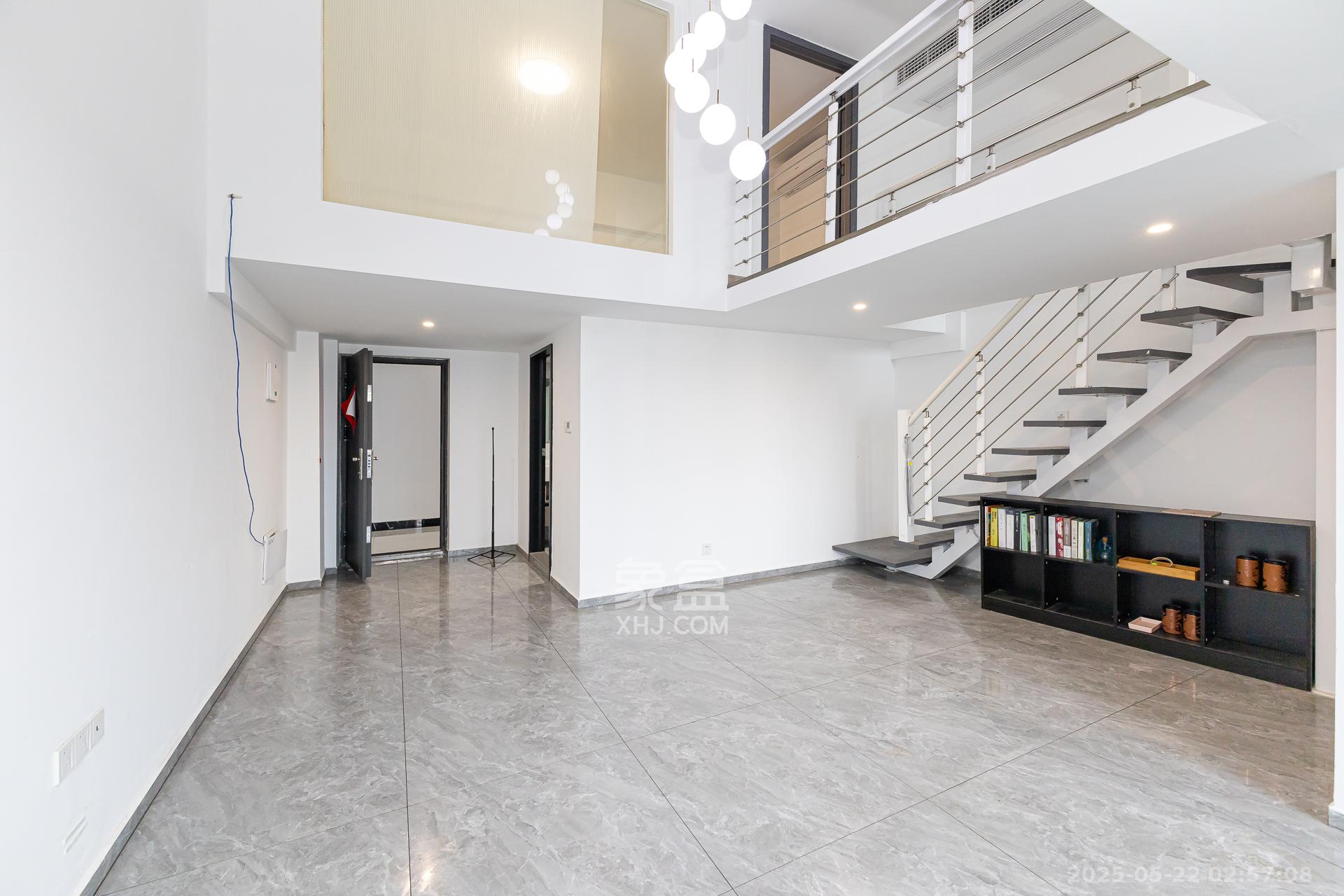 太阳城  2室1厅1卫    40.5万 太阳城  2室1厅1卫    40.5万客厅