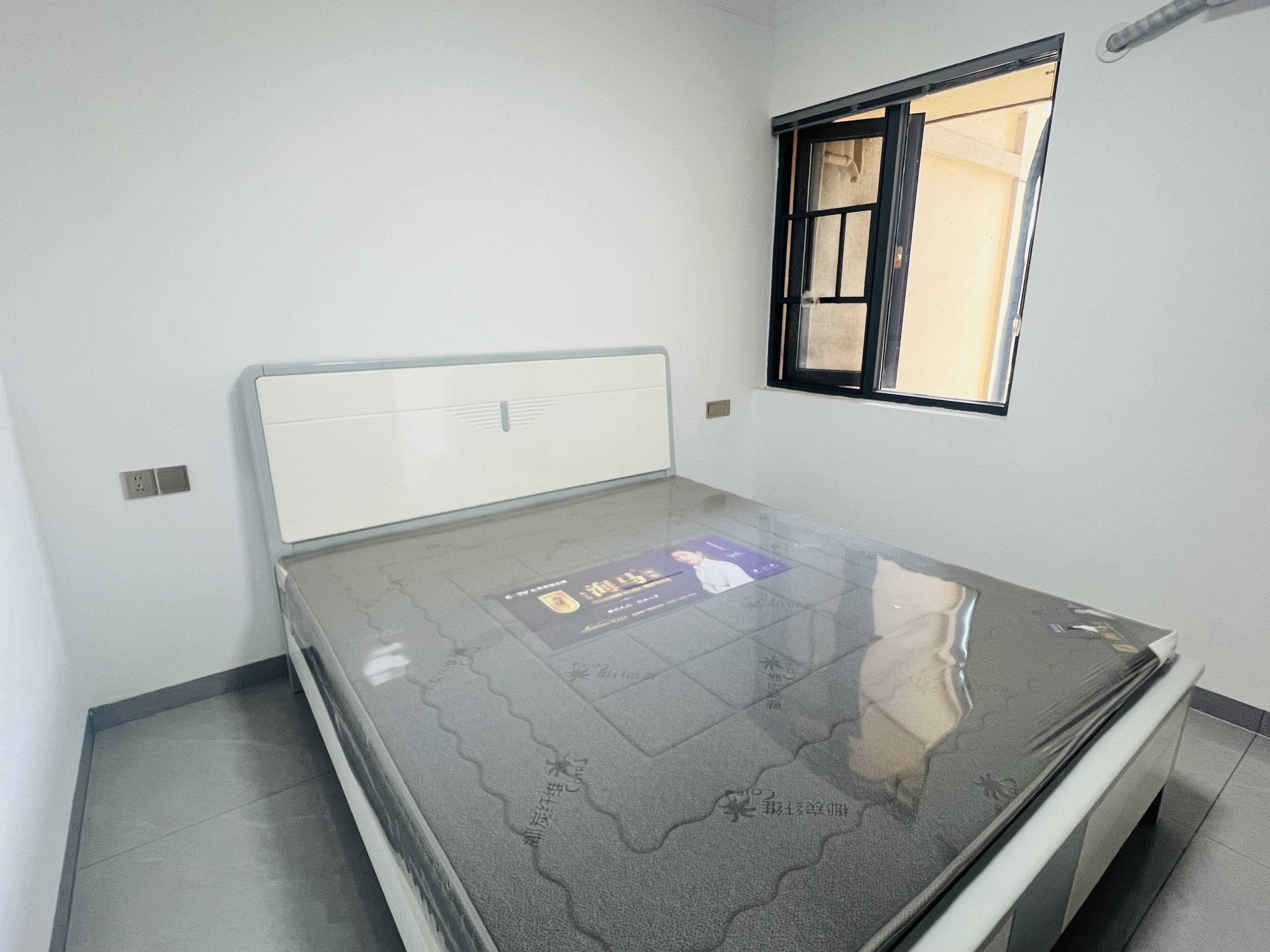 康雅苑 3室2厅2卫 1800.0元/月 康雅苑 3室2厅2卫 1800.0元/月室内图