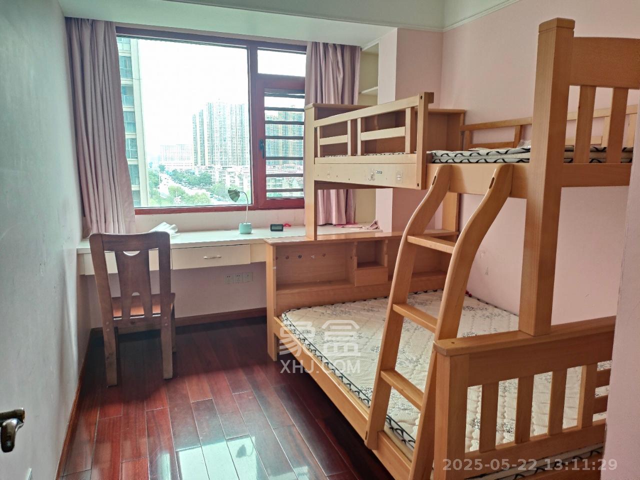八方小区B区  3室2厅2卫   5800.00元/月室内图
