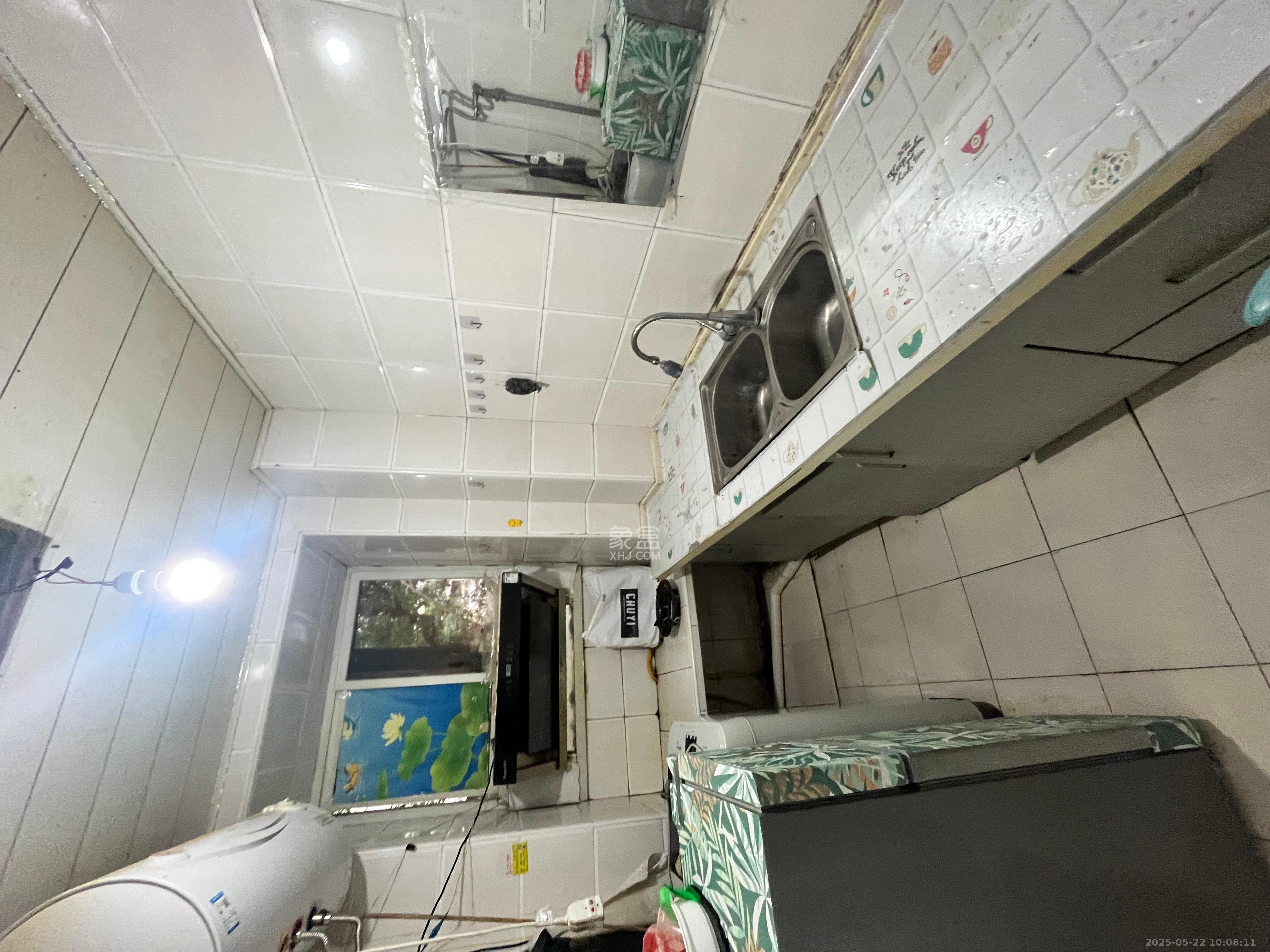 牛角塘社区  2室1厅1卫    1300.0元/月 牛角塘社区  2室1厅1卫    1300.0元/月室内图1