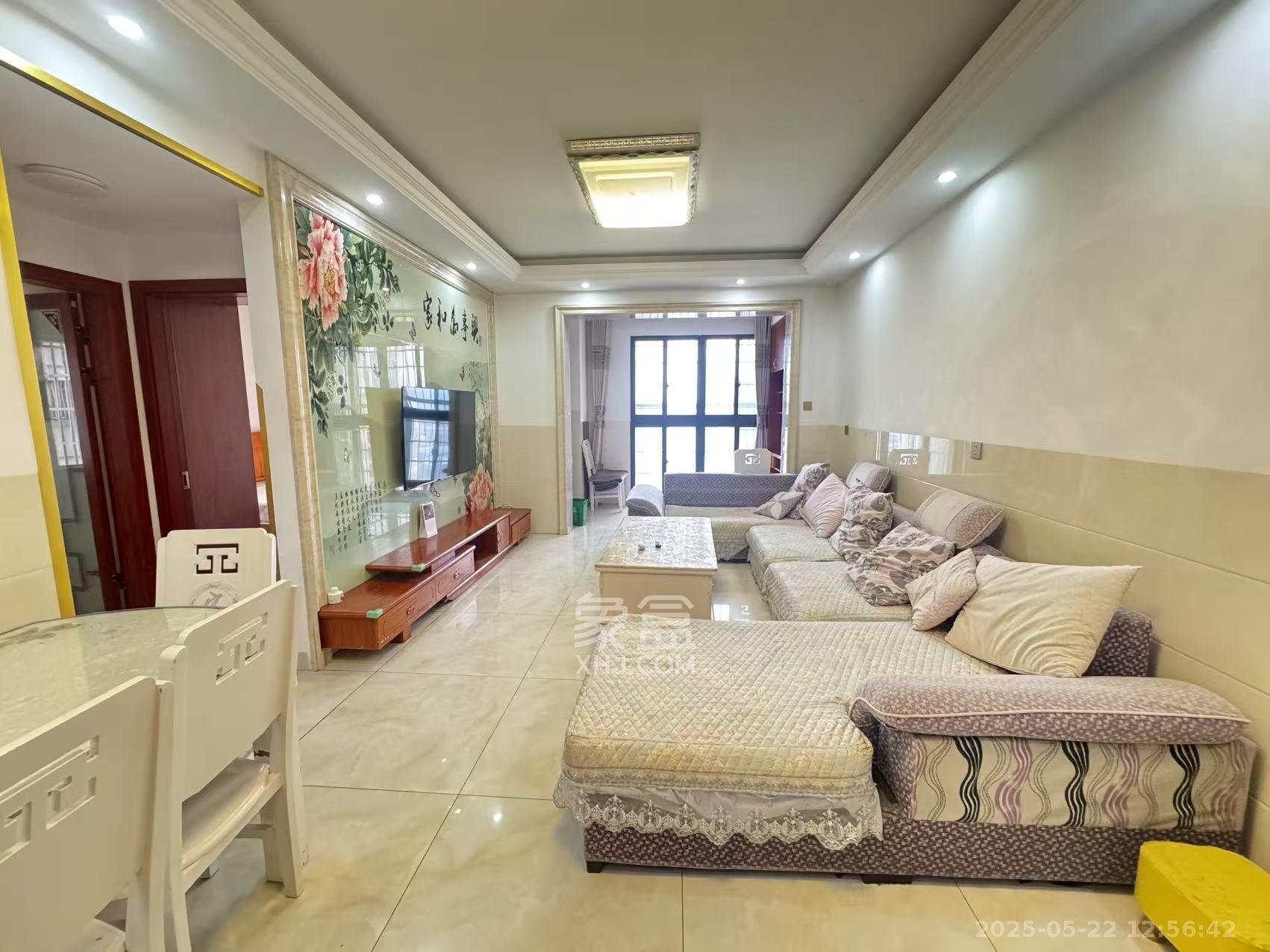 嘉顺苑  1室2厅1卫    2100.0元/月室内图