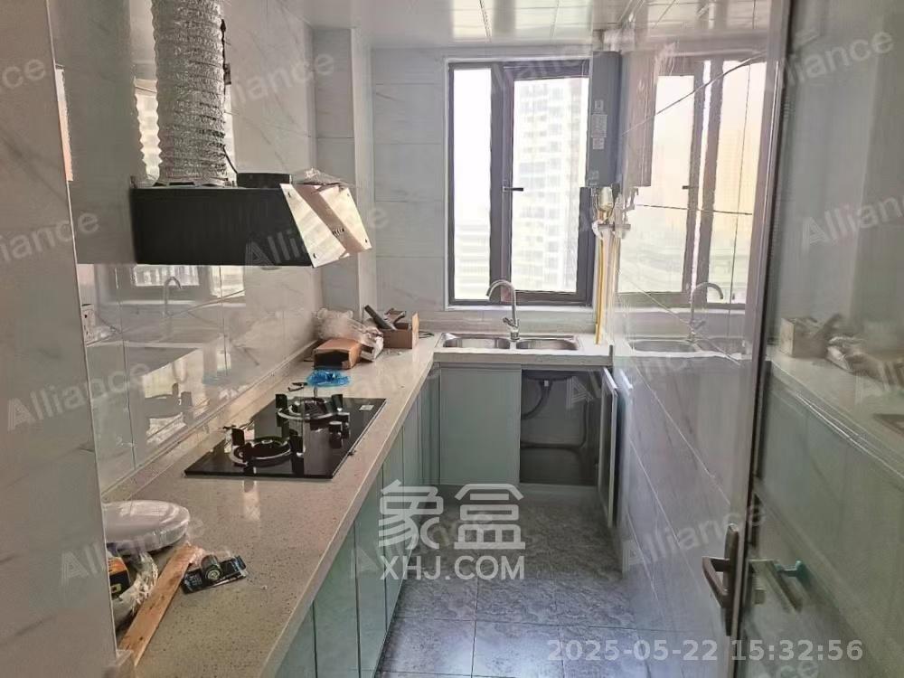 保利西海岸B区  3室2厅2卫   3300.00元/月室内图