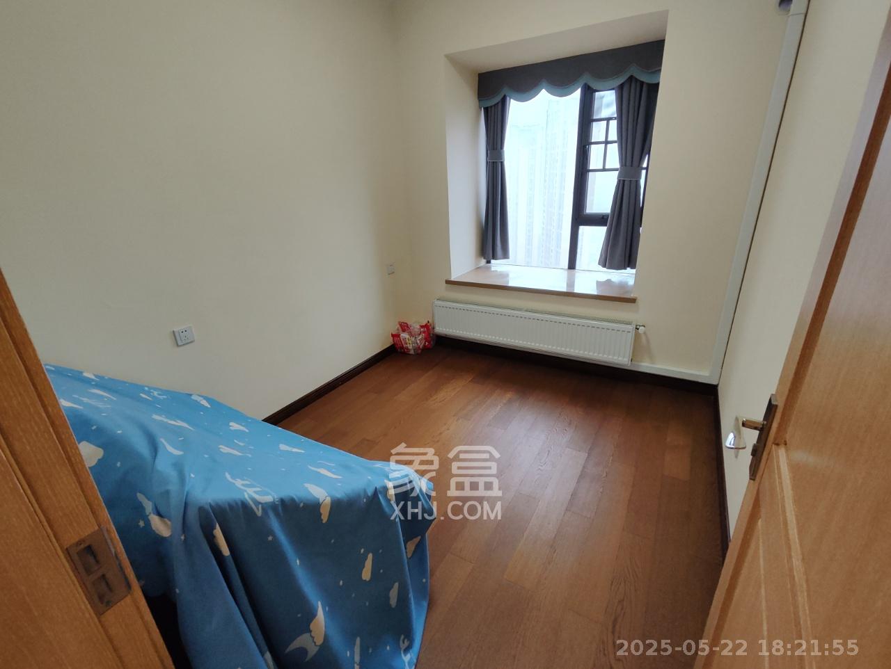 兰亭湾畔  4室2厅2卫   4000.00元/月室内图