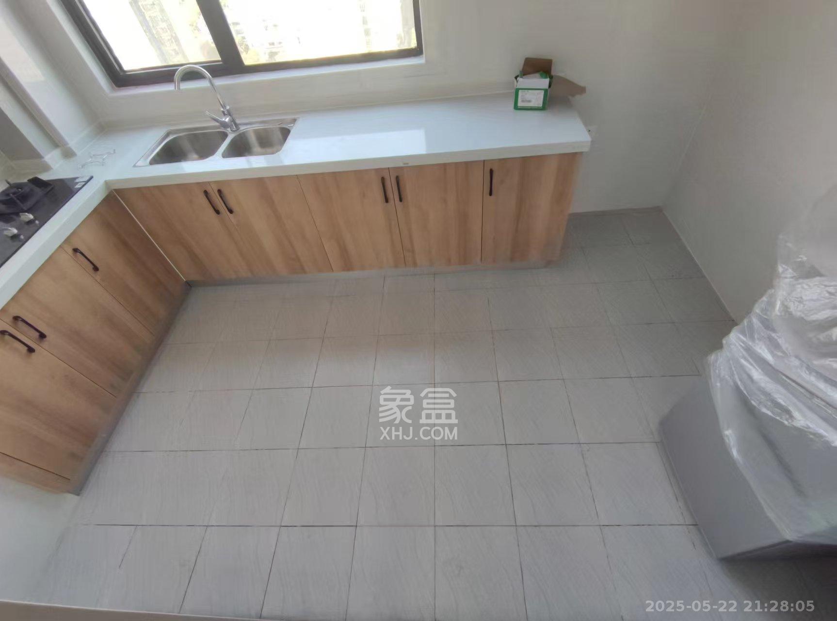 梦想枫林湾 3室2厅2卫 3300.0元/月 梦想枫林湾 3室2厅2卫 3300.0元/月室内图