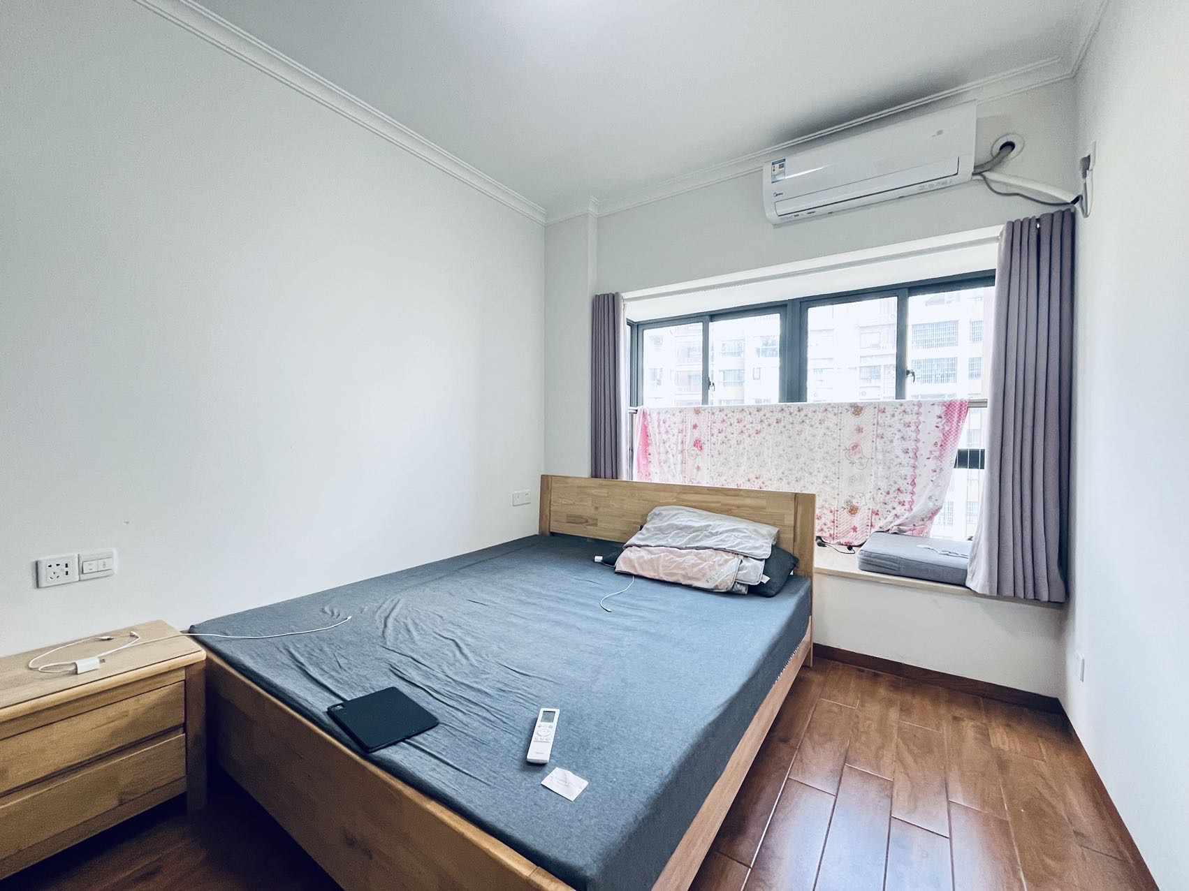 南海幸福汇 2室2厅1卫 88.0万 南海幸福汇 2室2厅1卫 88.0万客厅