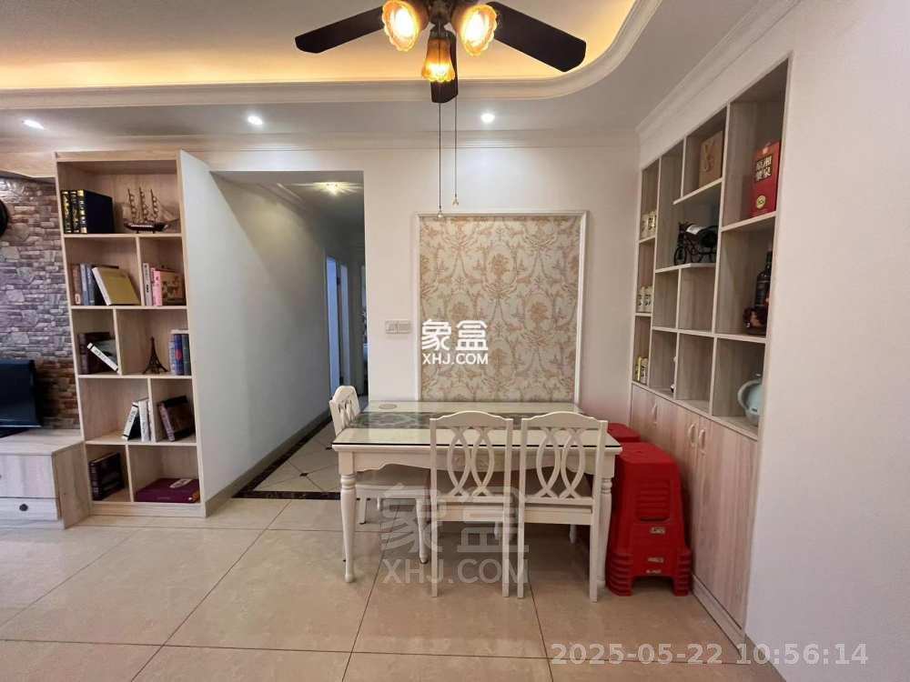 佳兆业金域天下二期  3室2厅1卫    1800.0元/月 佳兆业金域天下二期  3室2厅1卫    1800.0元/月室内图