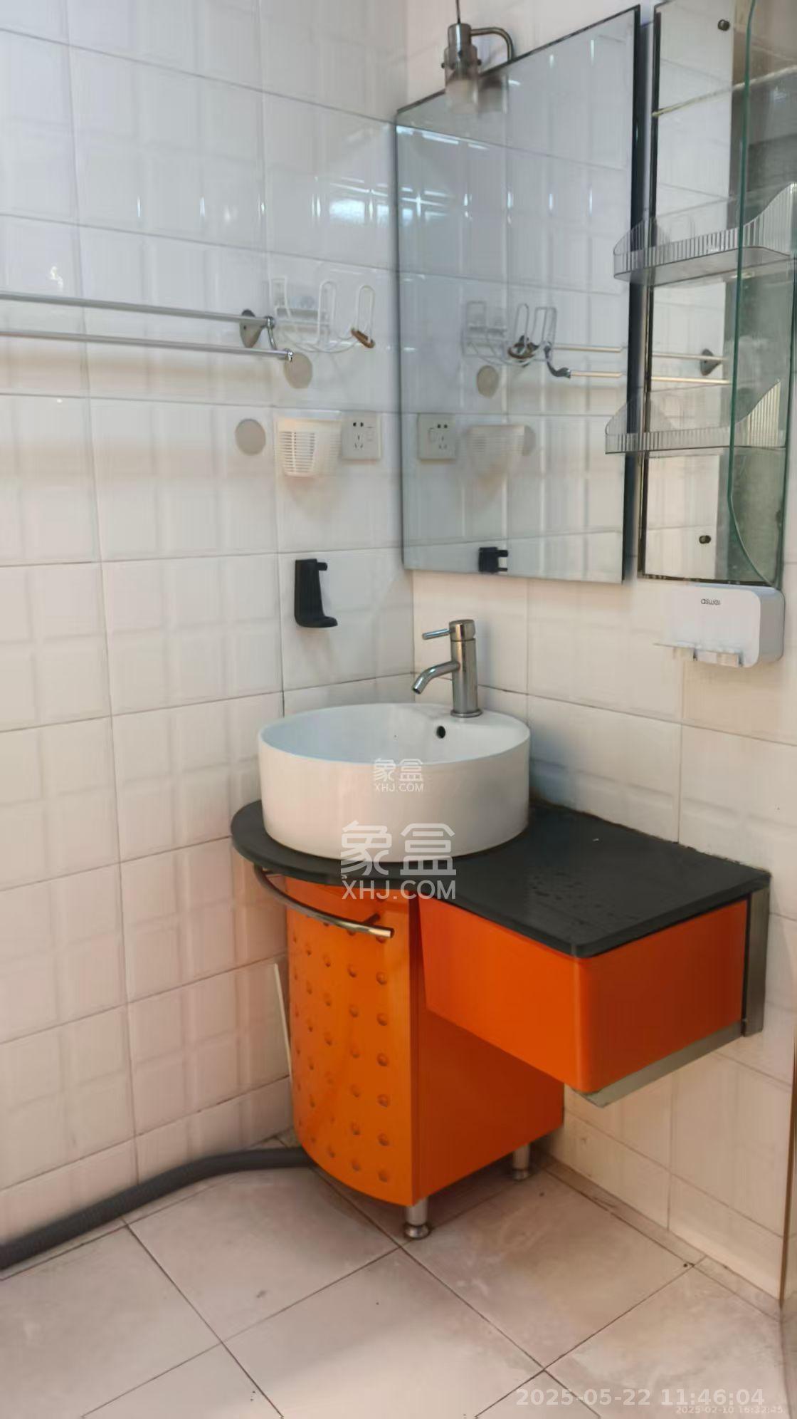 东方新世界  3室1厅1卫    2300.0元/月 东方新世界  3室1厅1卫    2300.0元/月室内图