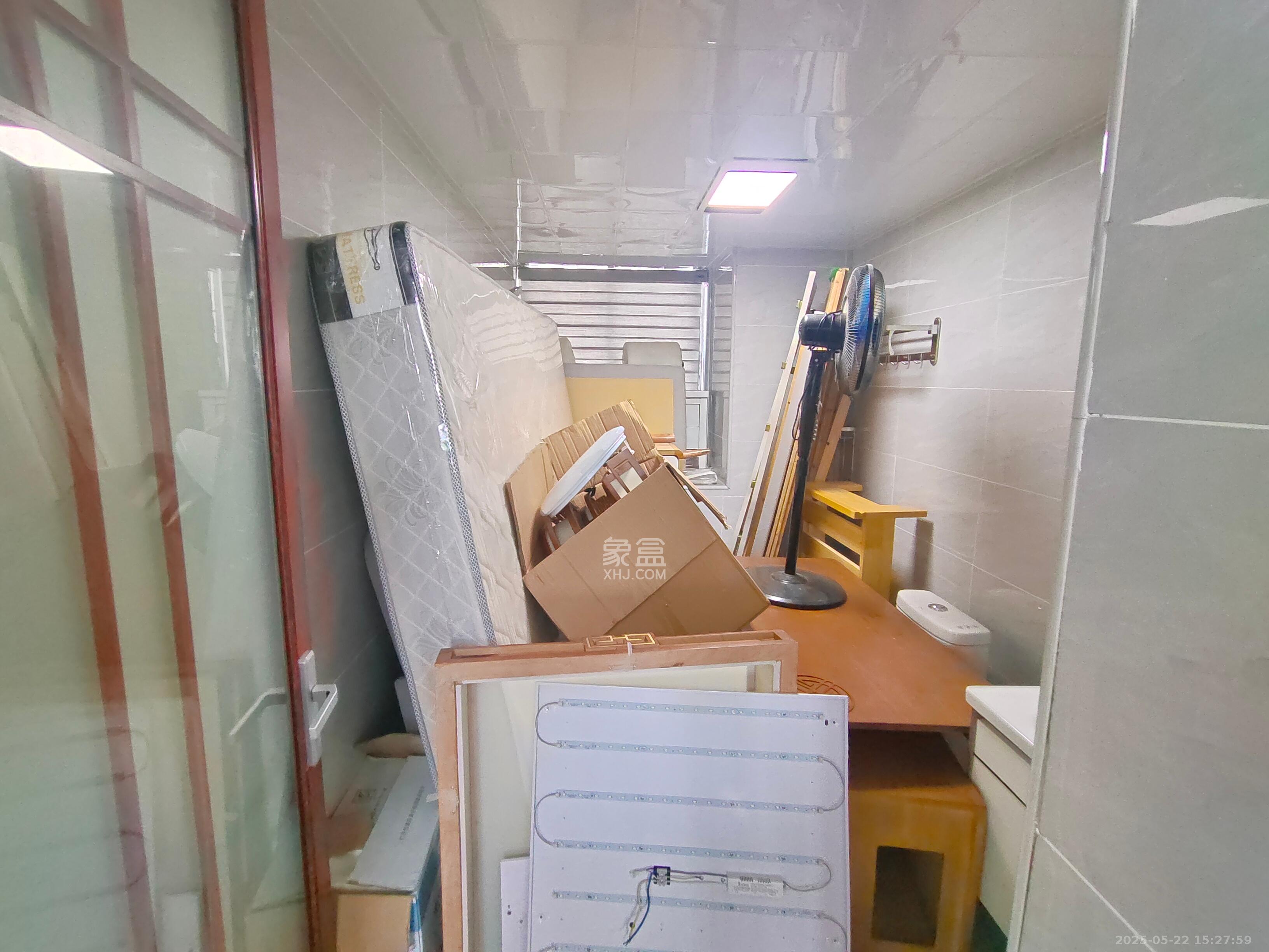 鑫远尚玺苑 4室2厅2卫 4500.0元/月 鑫远尚玺苑 4室2厅2卫 4500.0元/月室内图