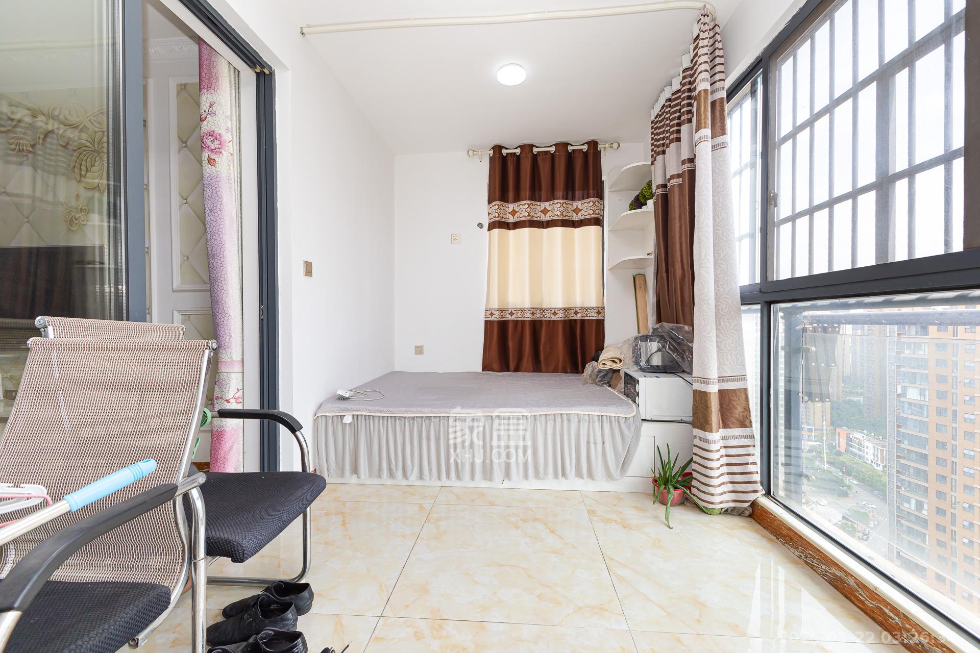 明发国际城  2室2厅1卫    68.0万 明发国际城  2室2厅1卫    68.0万阳台