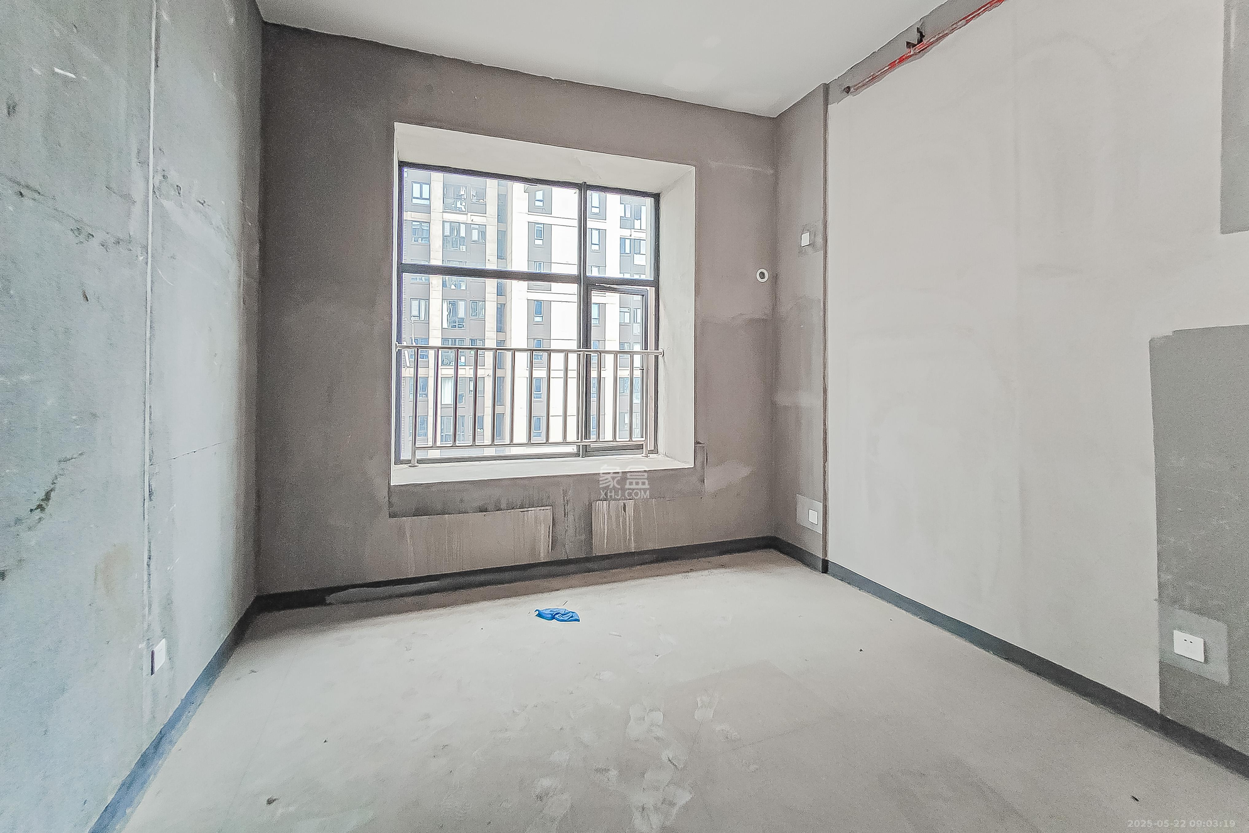 建发中央公园(建发美地)  1室0厅0卫    25.0万 建发中央公园(建发美地)  1室0厅0卫    25.0万卧室