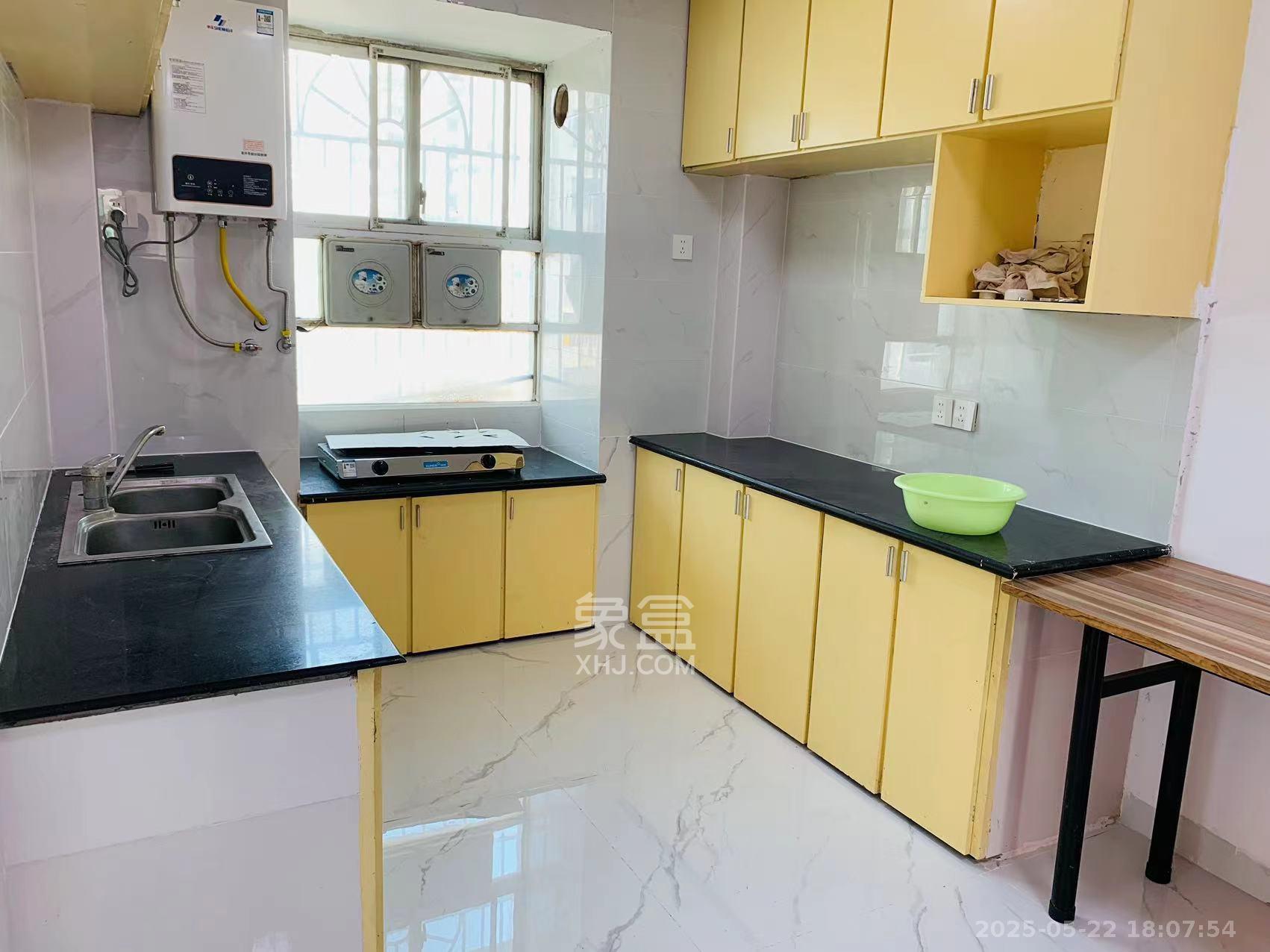 都市星光 3室2厅1卫 3600.0元/月 都市星光 3室2厅1卫 3600.0元/月室内图