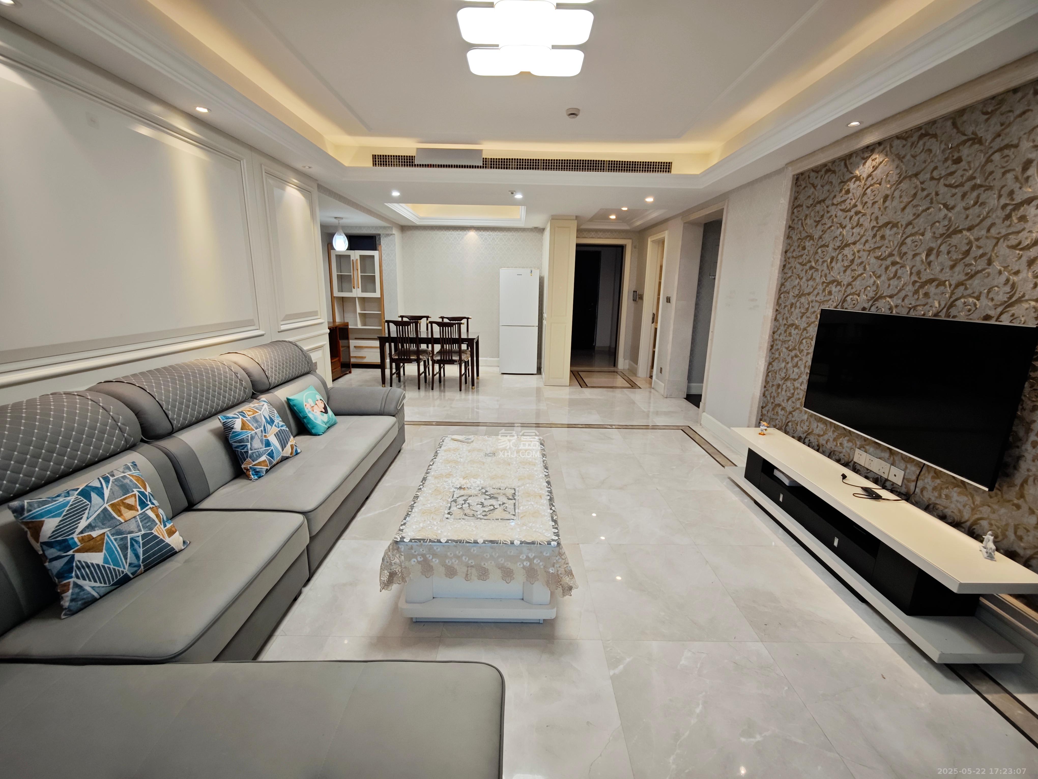 梅溪湖金茂府(金茂广场)(金茂览秀城) 3室2厅2卫 5200.0元/月 梅溪湖金茂府(金茂广场)(金茂览秀城) 3室2厅2卫 5200.0元/月室内图