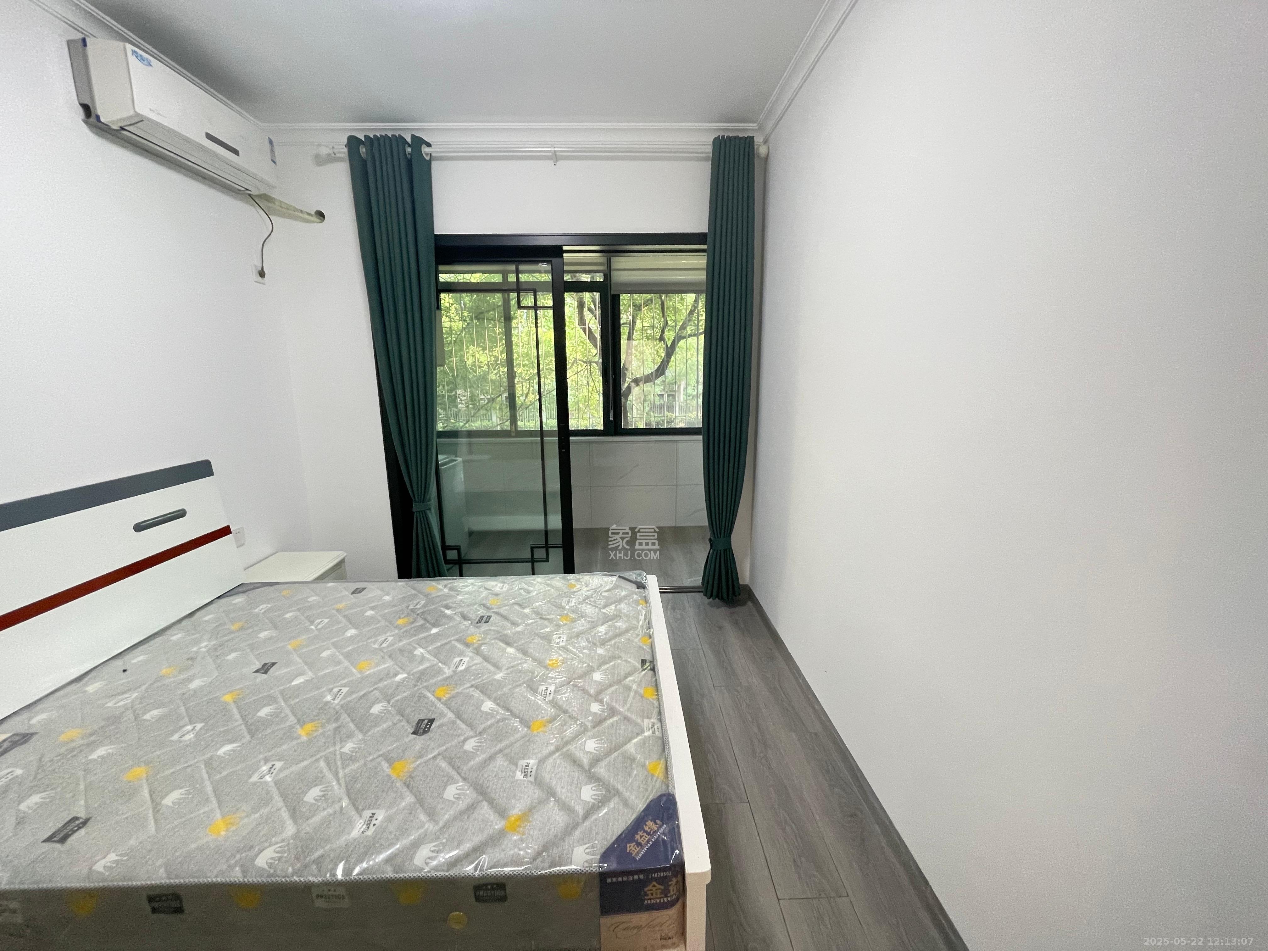 杏林小区  3室2厅2卫    2800.0元/月室内图
