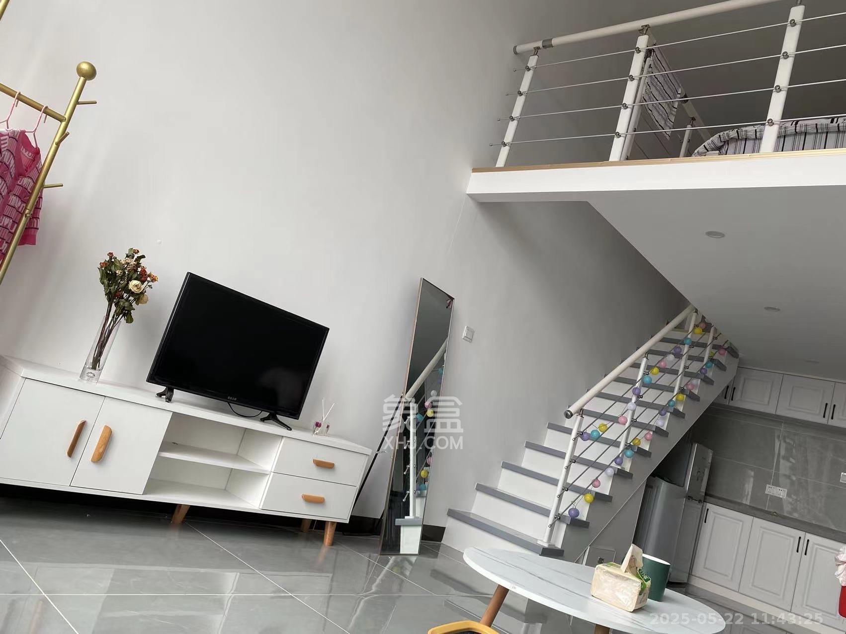 裕天国际商汇中心  1室0厅0卫    1900.0元/月室内图