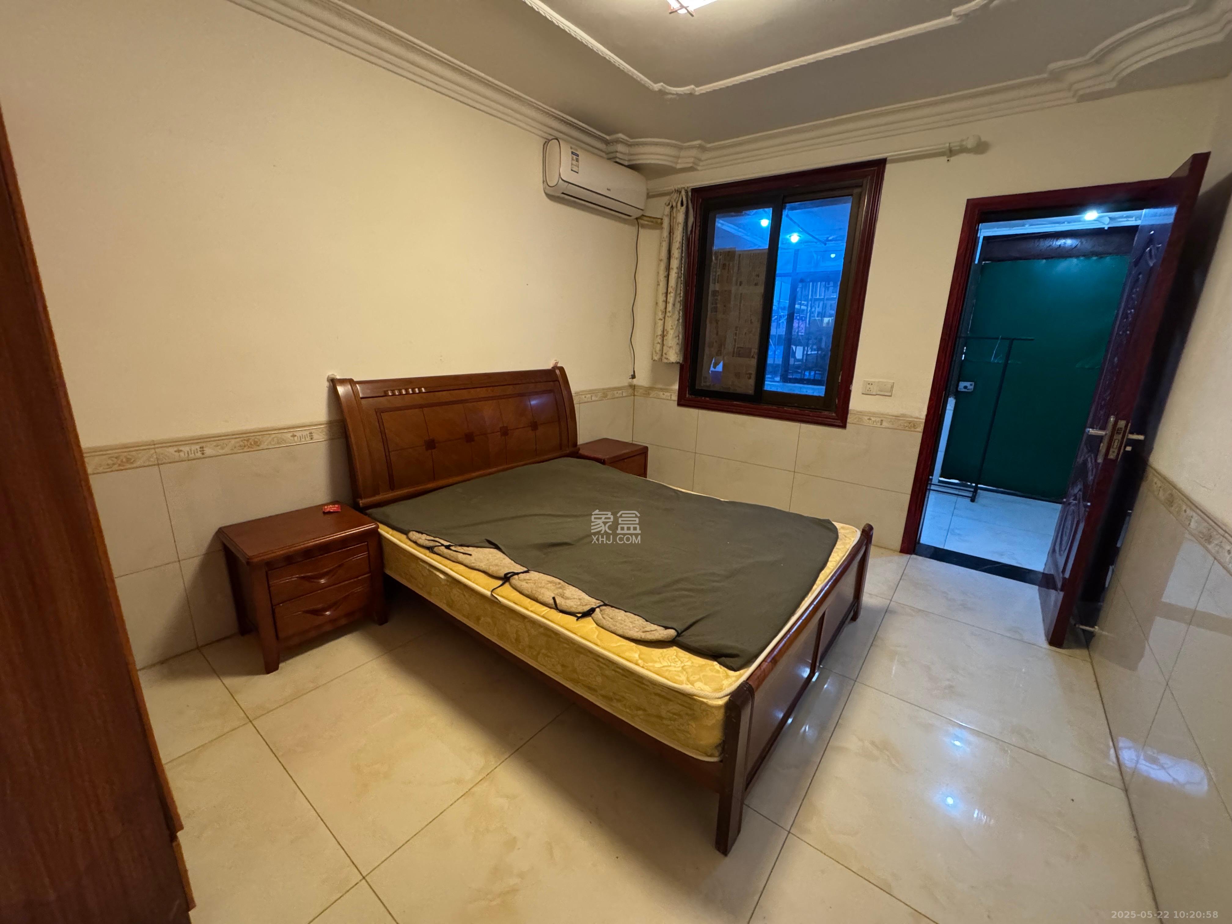 杨家山汽修厂宿舍 3室1厅1卫 2000.0元/月 杨家山汽修厂宿舍 3室1厅1卫 2000.0元/月室内图