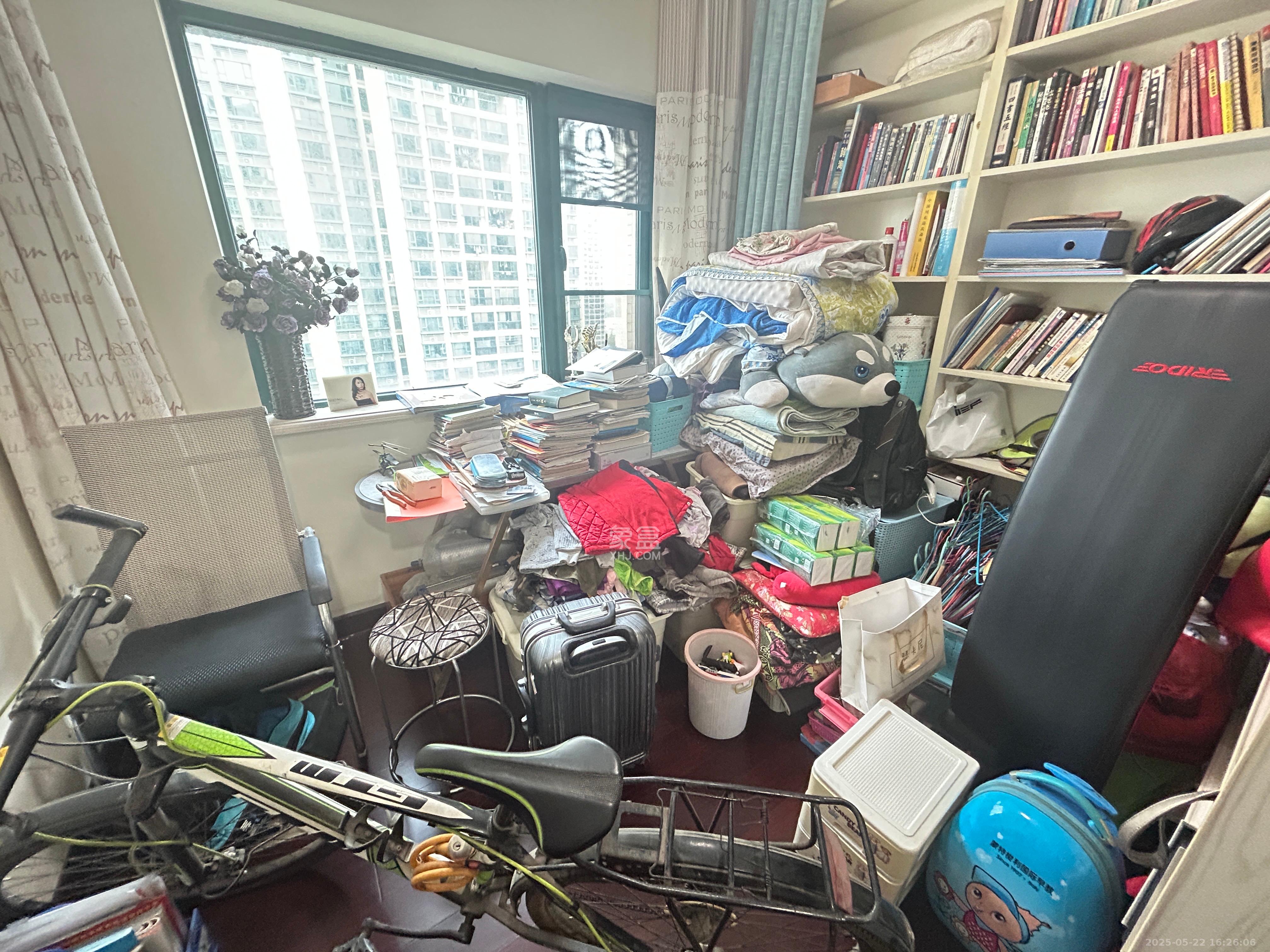 恒大翡翠华庭  4室2厅2卫    2800.0元/月 恒大翡翠华庭  4室2厅2卫    2800.0元/月室内图