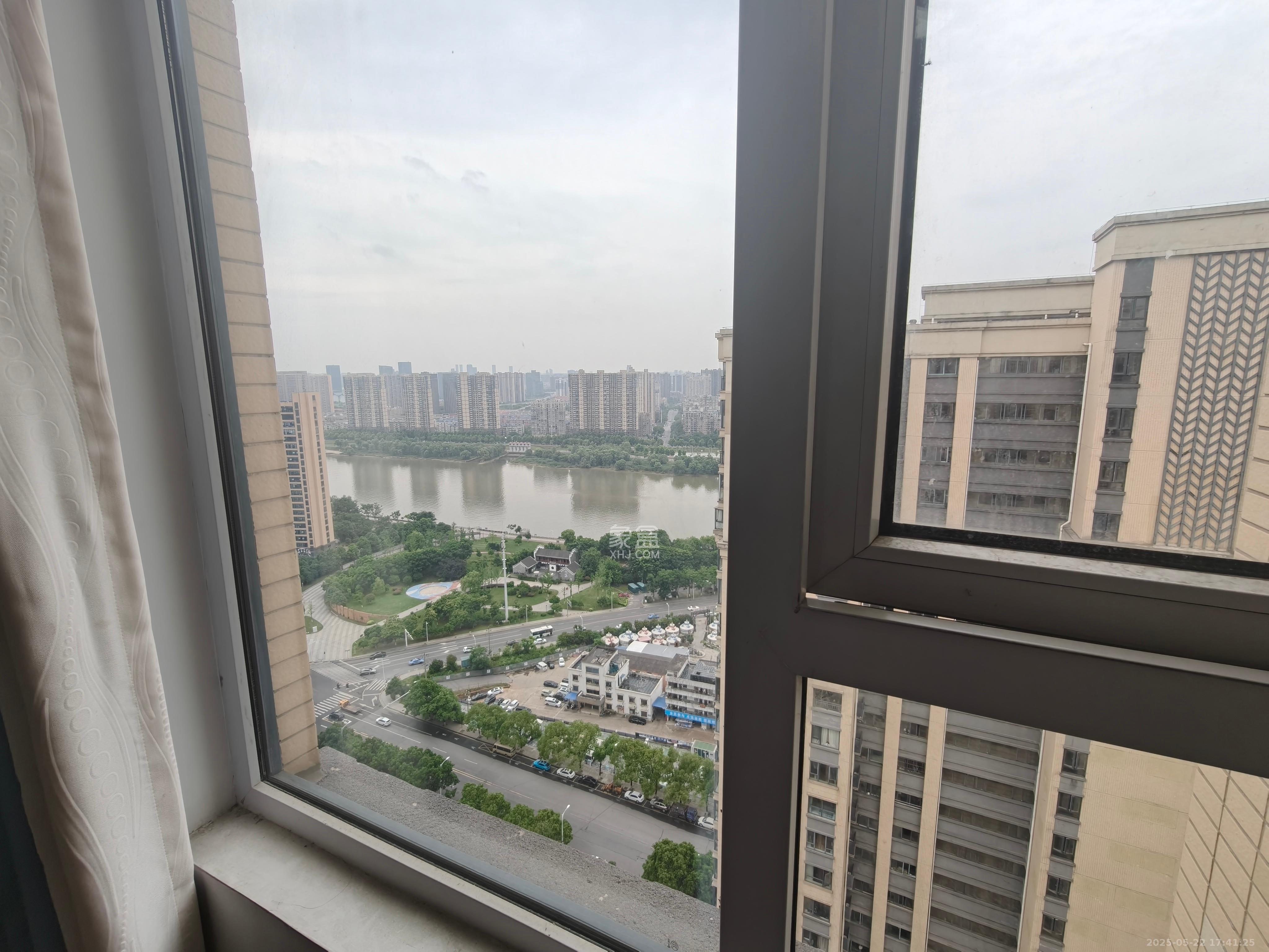 五矿沁园金城(春和景园) 2室2厅1卫 2200.0元/月 五矿沁园金城(春和景园) 2室2厅1卫 2200.0元/月室内图