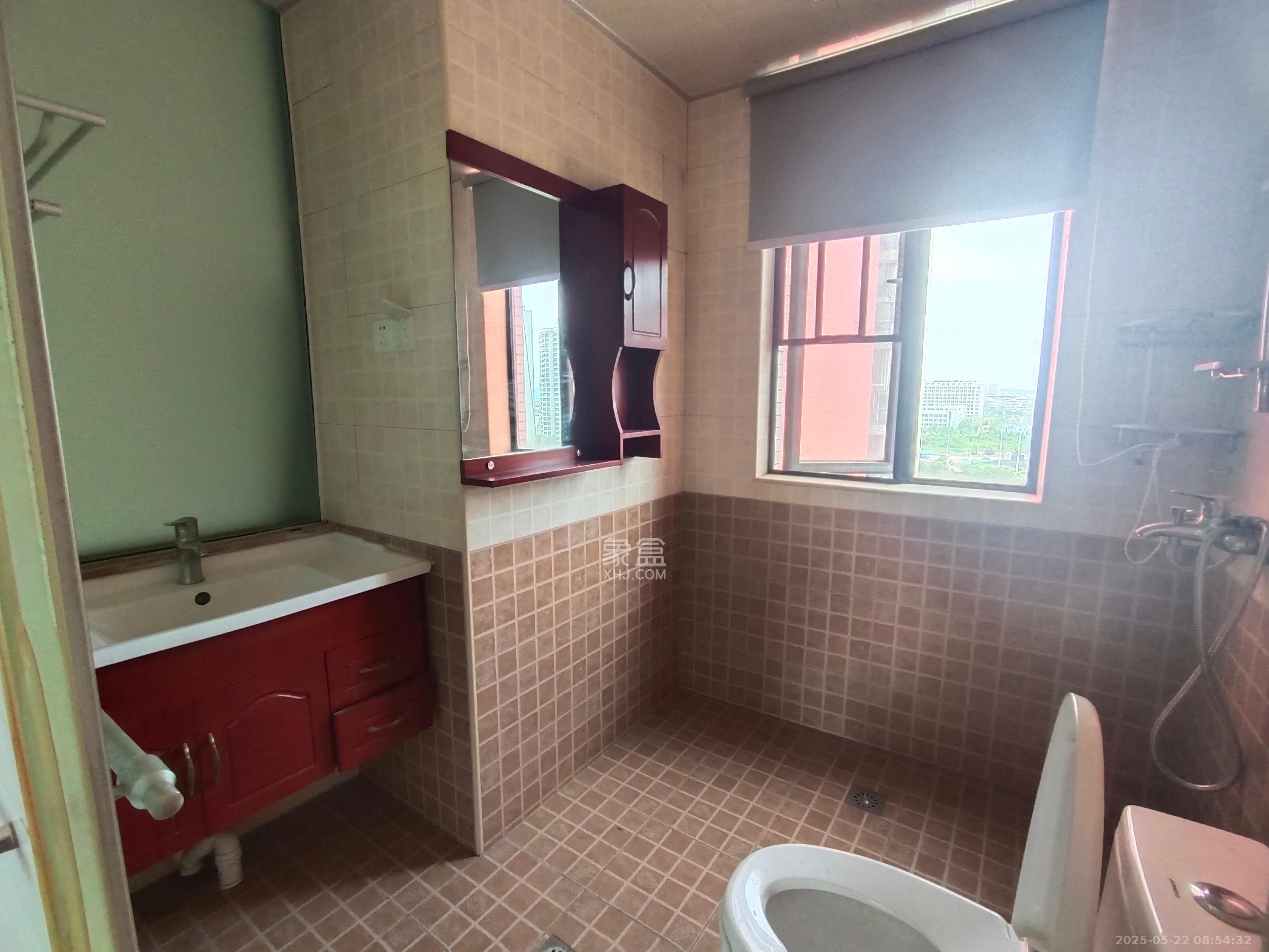 浩龙音乐界 3室2厅2卫 1800.0元/月 浩龙音乐界 3室2厅2卫 1800.0元/月室内图