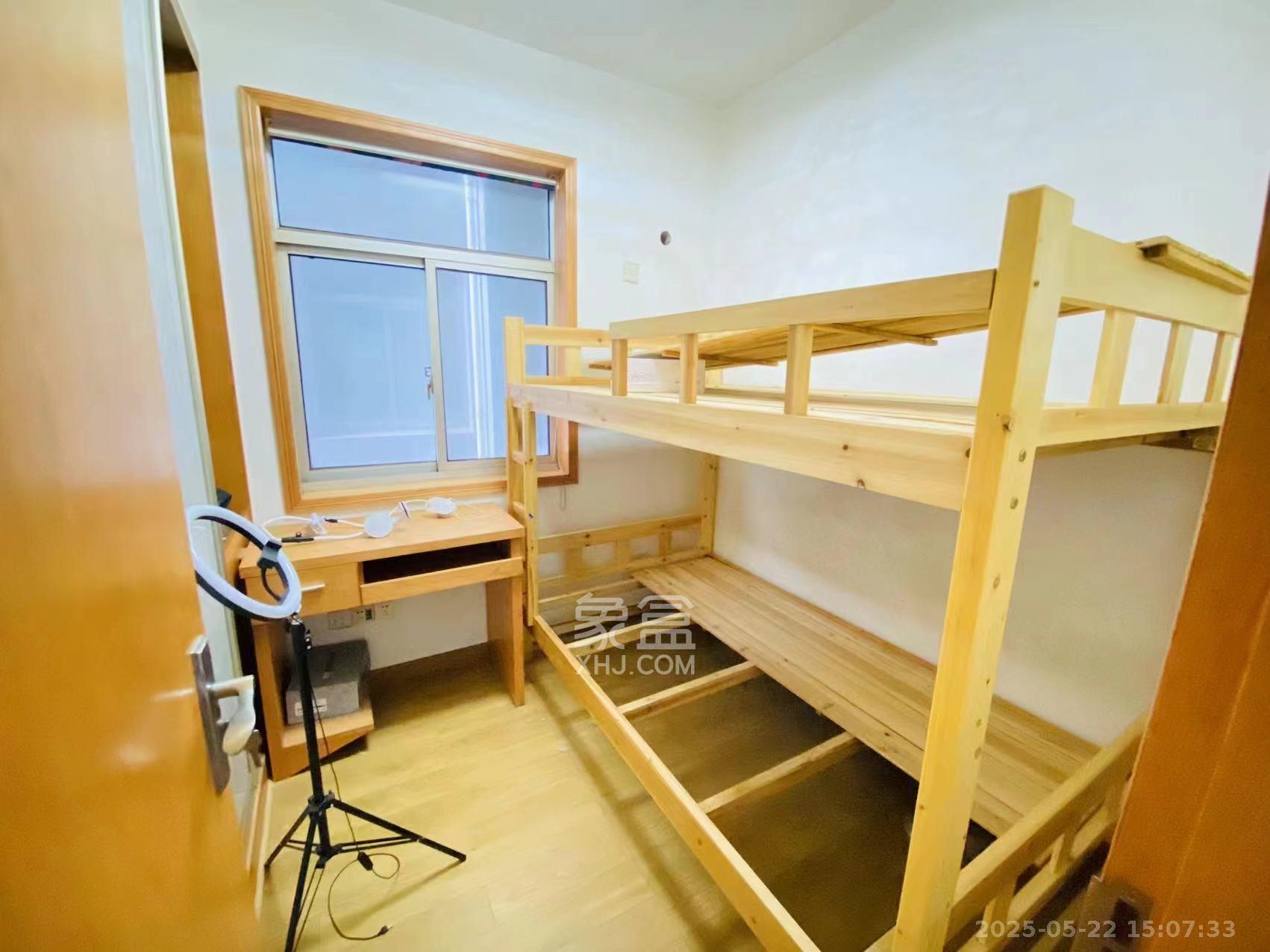 景泰雅苑(景江融城) 2室2厅1卫 3200.0元/月 景泰雅苑(景江融城) 2室2厅1卫 3200.0元/月室内图