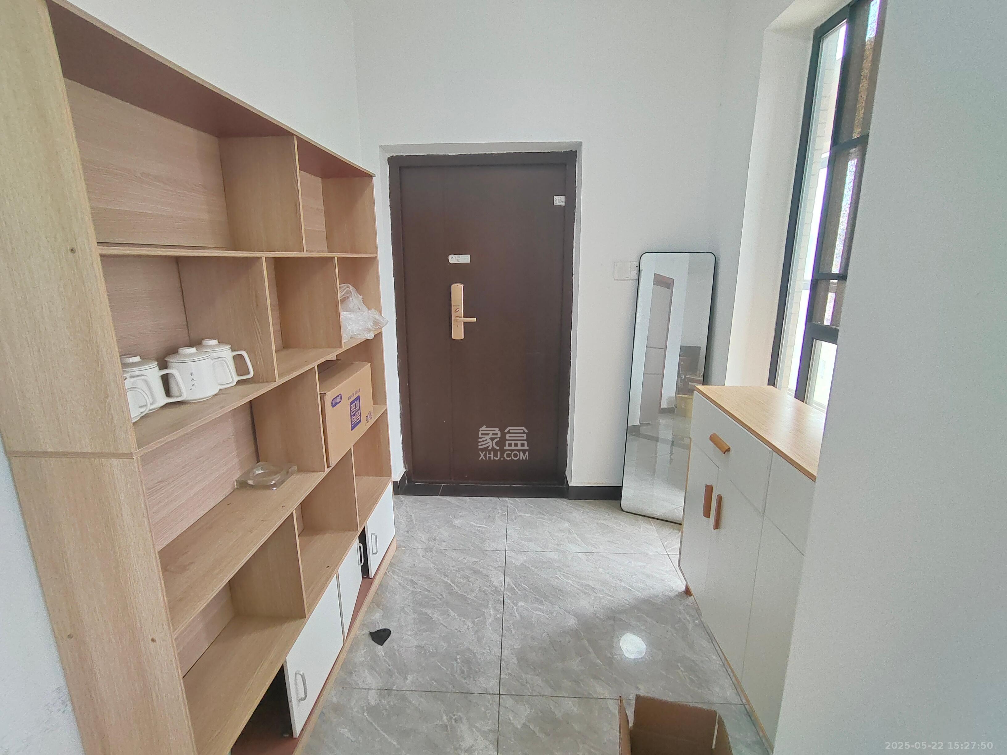 鑫远尚玺苑 4室2厅2卫 4500.0元/月 鑫远尚玺苑 4室2厅2卫 4500.0元/月室内图