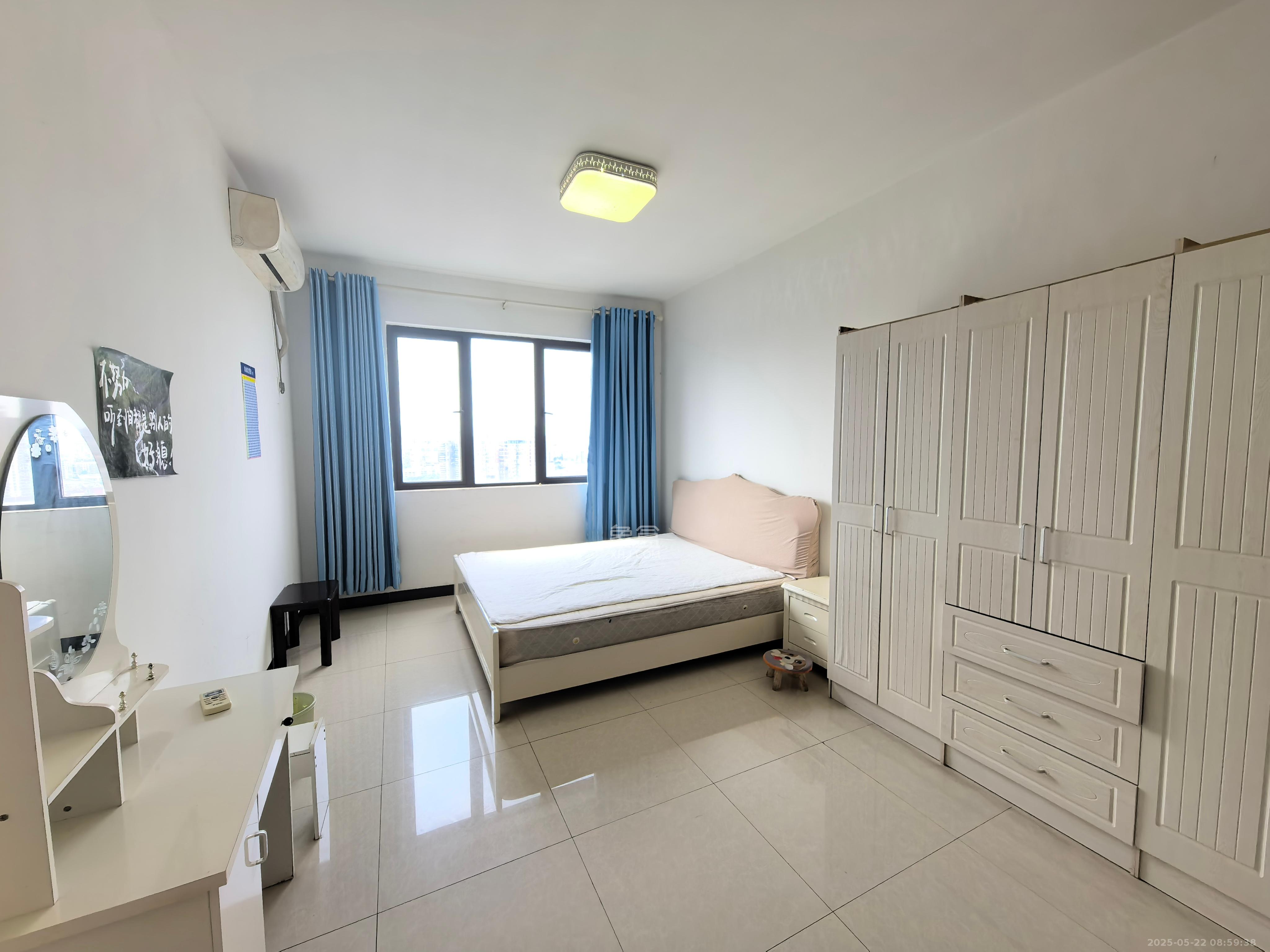 正旺国际铭城(正旺U公馆) 1室1厅1卫 1800.0元/月 正旺国际铭城(正旺U公馆) 1室1厅1卫 1800.0元/月室内图