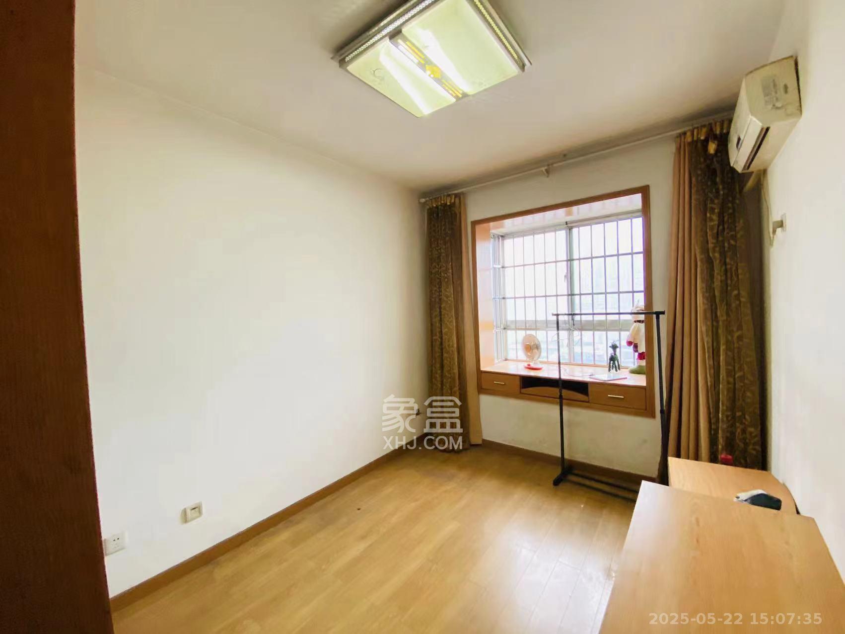 景泰雅苑(景江融城) 2室2厅1卫 3200.0元/月 景泰雅苑(景江融城) 2室2厅1卫 3200.0元/月室内图